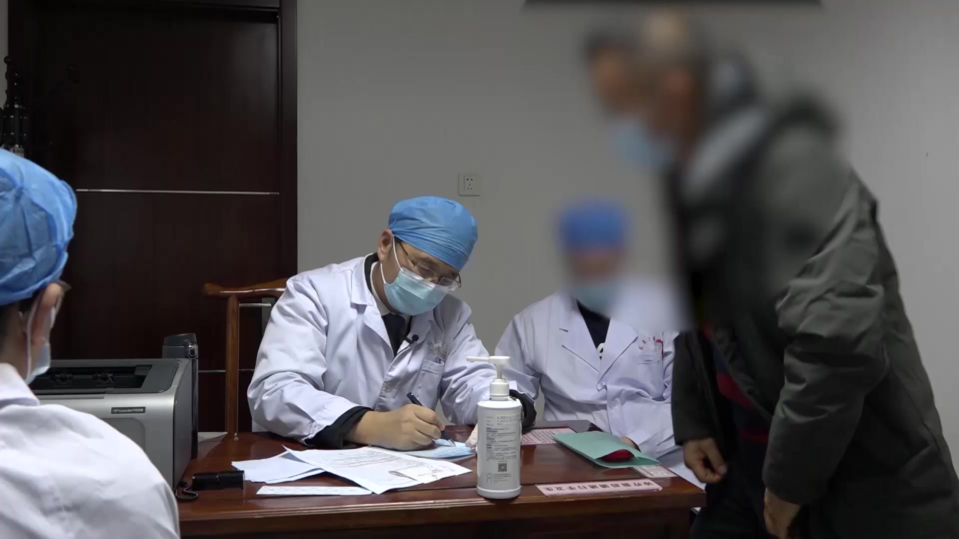 肾虚肝火：49岁糖尿病男性双脚怕凉失眠的中药调理