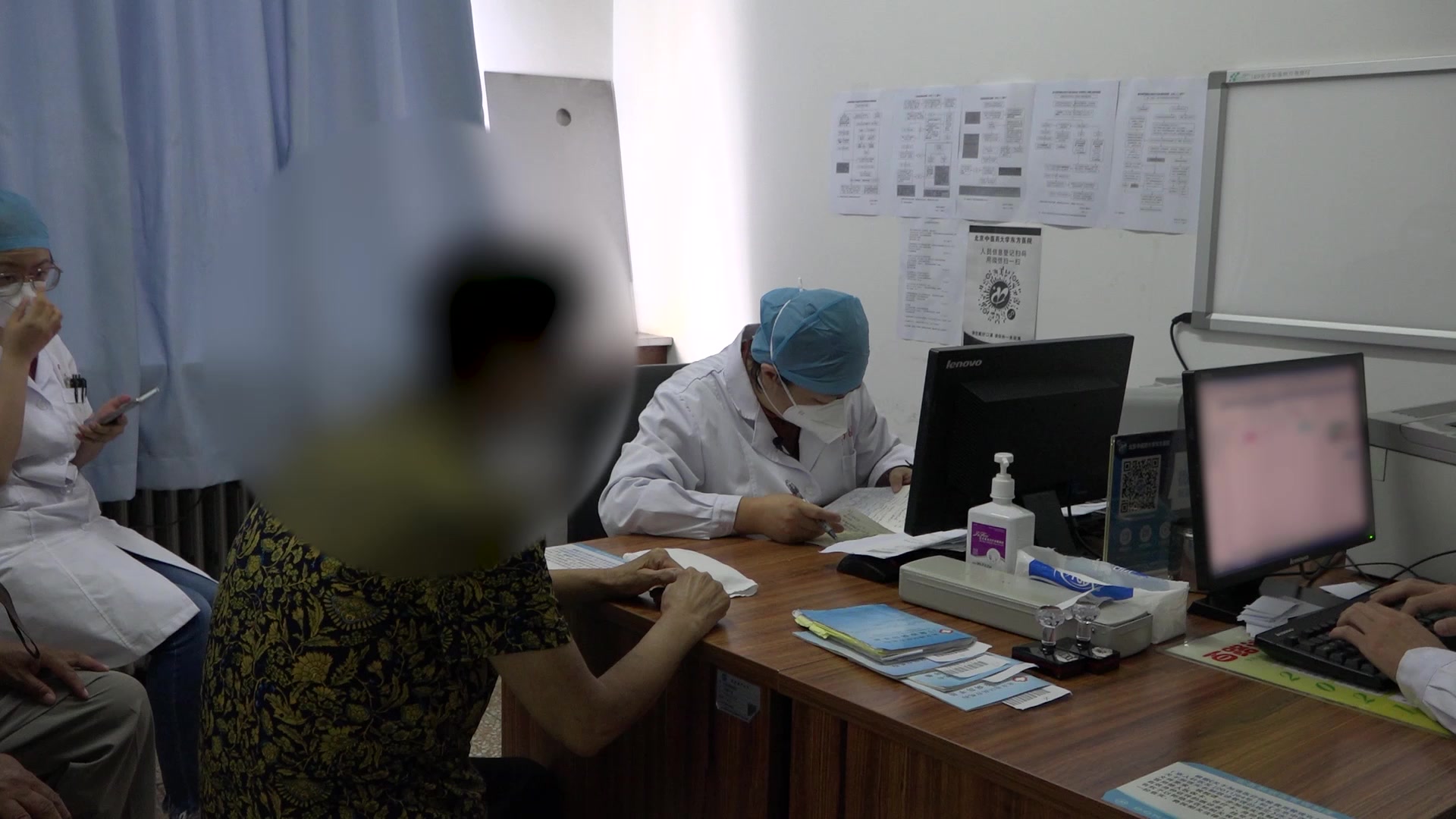 痰瘀蒙窍，心神失养：66岁痴呆患者失眠改善后的慢病管理与季节调治