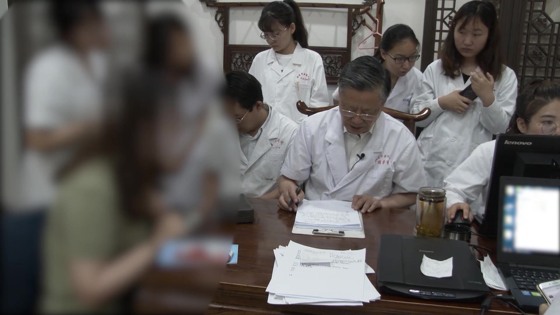 痰湿内盛肝郁气滞：25岁女性肥胖伴月经稀发的调体减肥辨治思路