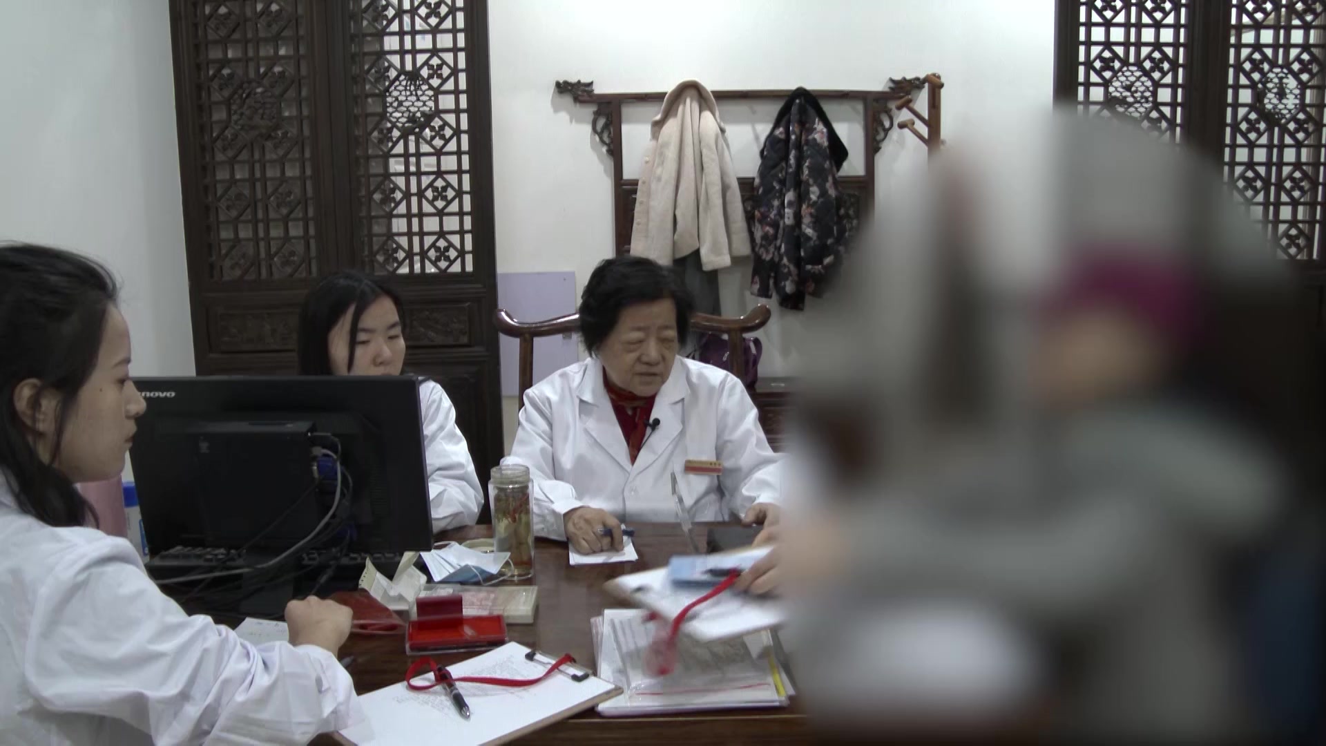 肾虚肝郁冲任失调：23岁多囊患者停经2月余的补肾疏肝调经法