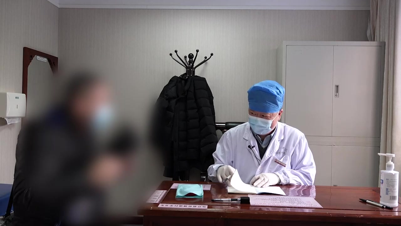 痰湿蕴肺心神不宁：53岁肺癌患者痰多早醒的临证调治