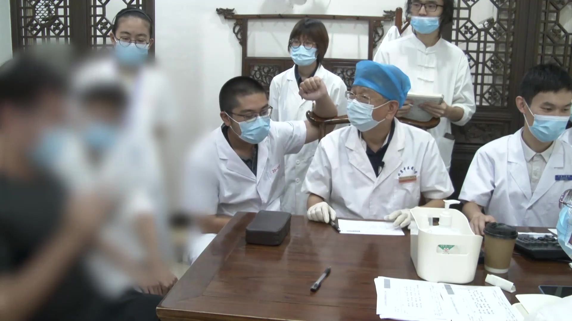 肝郁化火风痰上扰：22岁男性偏头痛的疏肝清热息风法