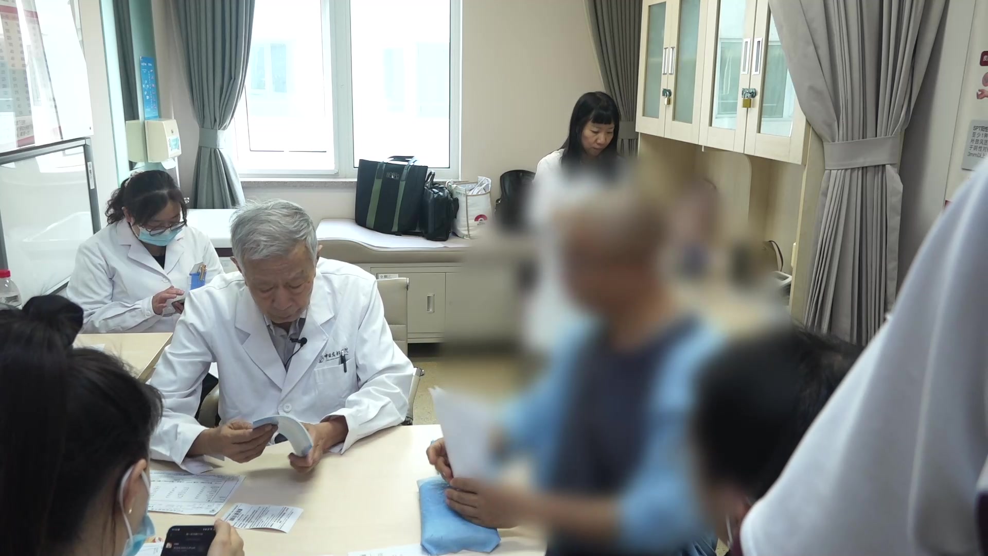 痰瘀交阻肾气亏虚：50岁糖尿病肾病乏力痰多，治以化痰祛瘀固肾