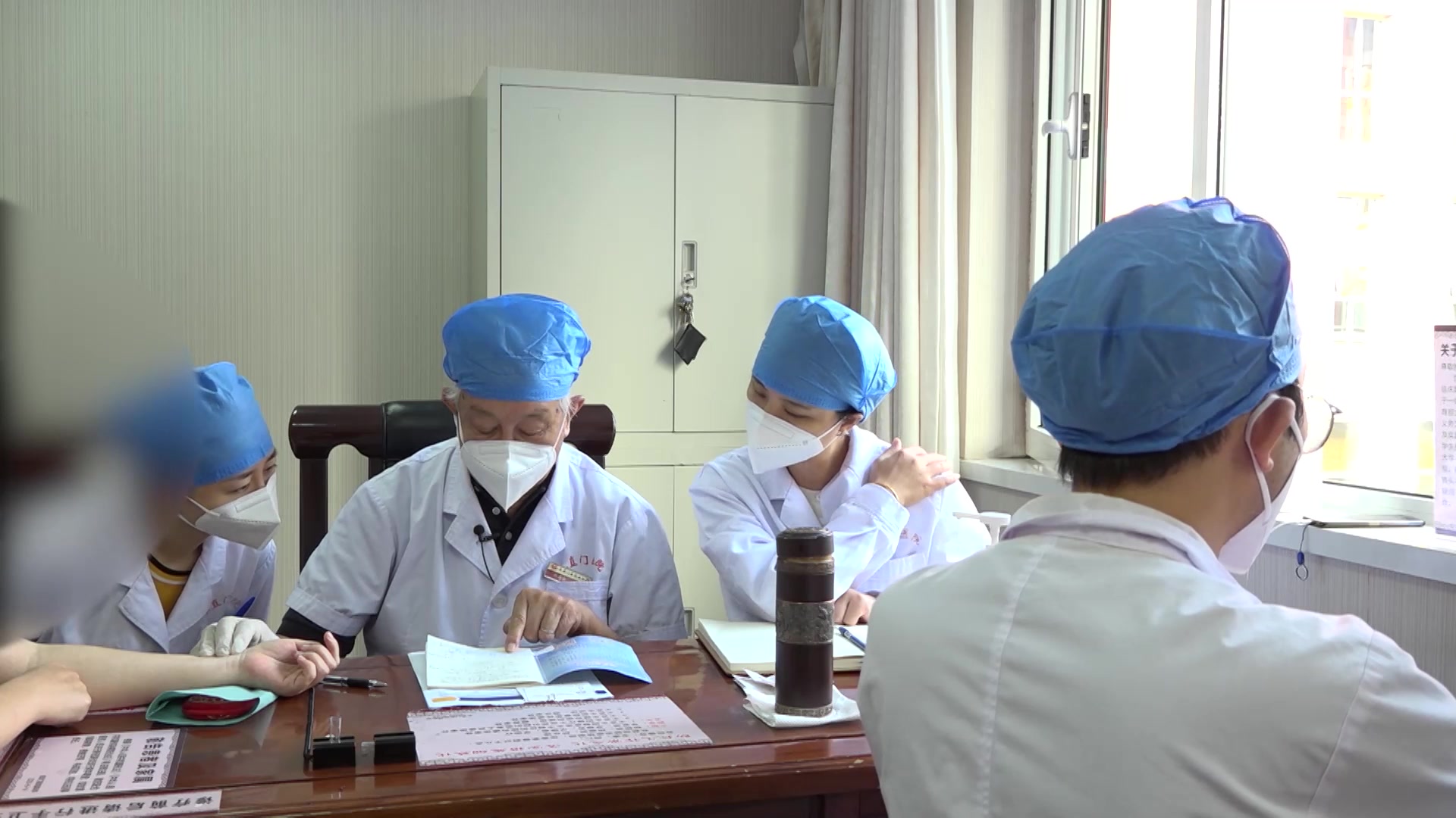 肝郁脾虚肾虚证：46岁女性多病共存的调肝健脾益肾法