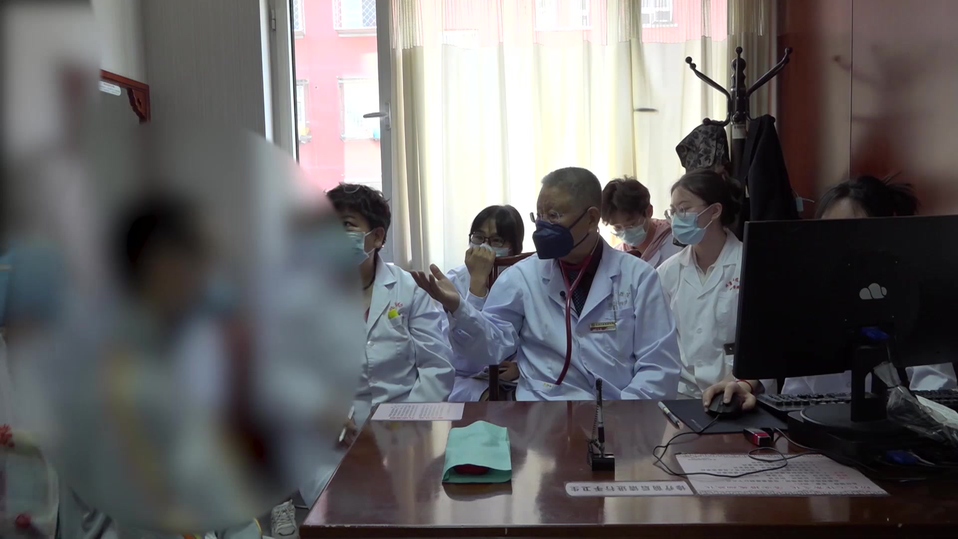 肺经痰热：9岁男孩咽炎气管炎急性发作的清热宣肺利咽法