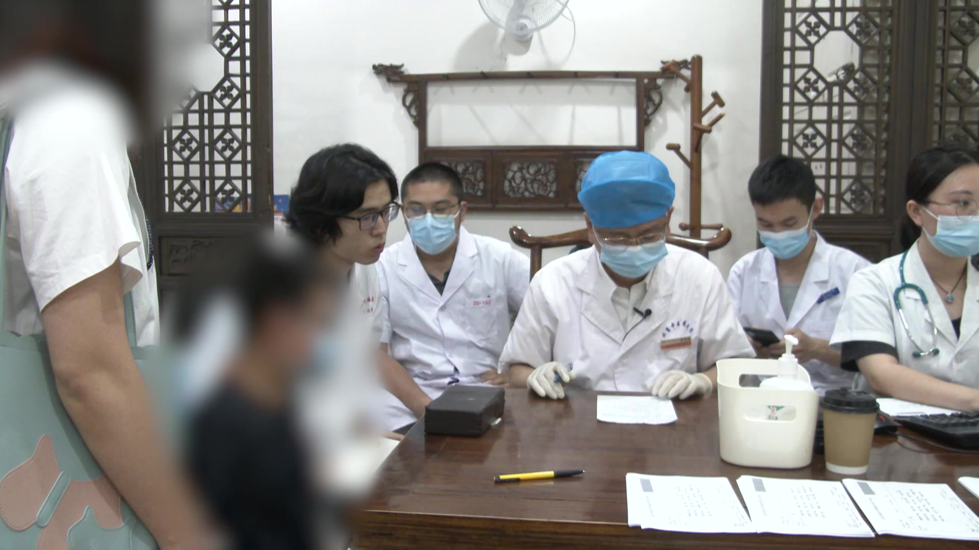 脾虚痰湿风痰上扰：8岁男孩注意力不集中伴抽动的健脾化痰平肝法