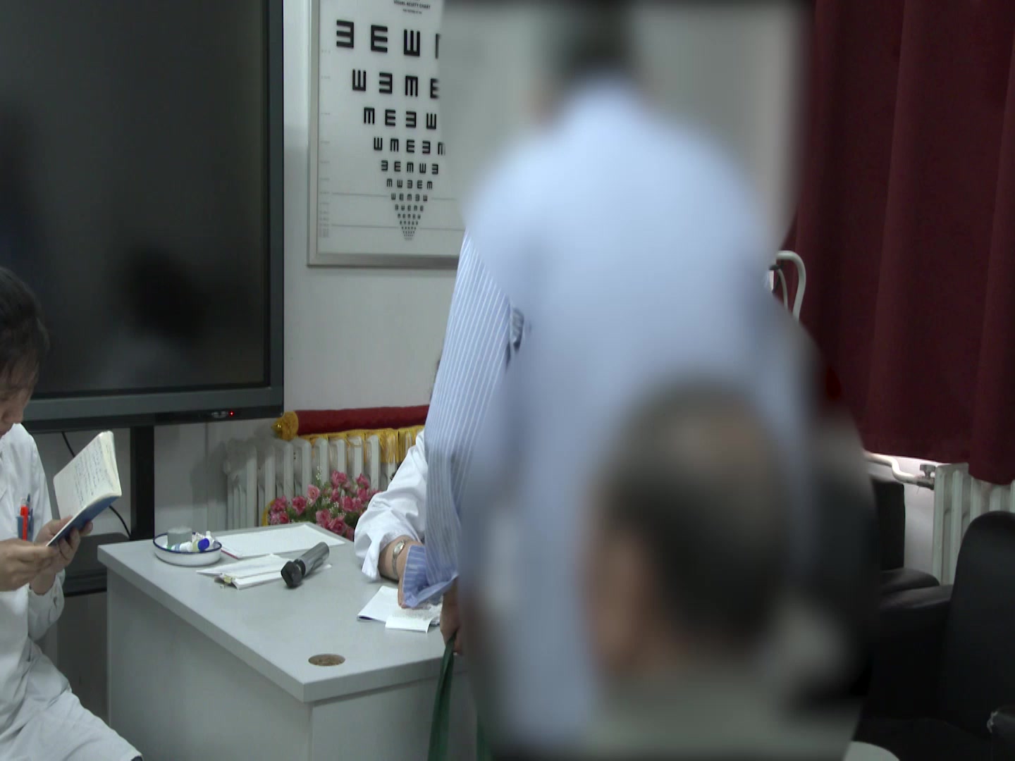 络损血瘀：81岁湿性黄斑变性患者活血化瘀禁忌与三七调血经验
