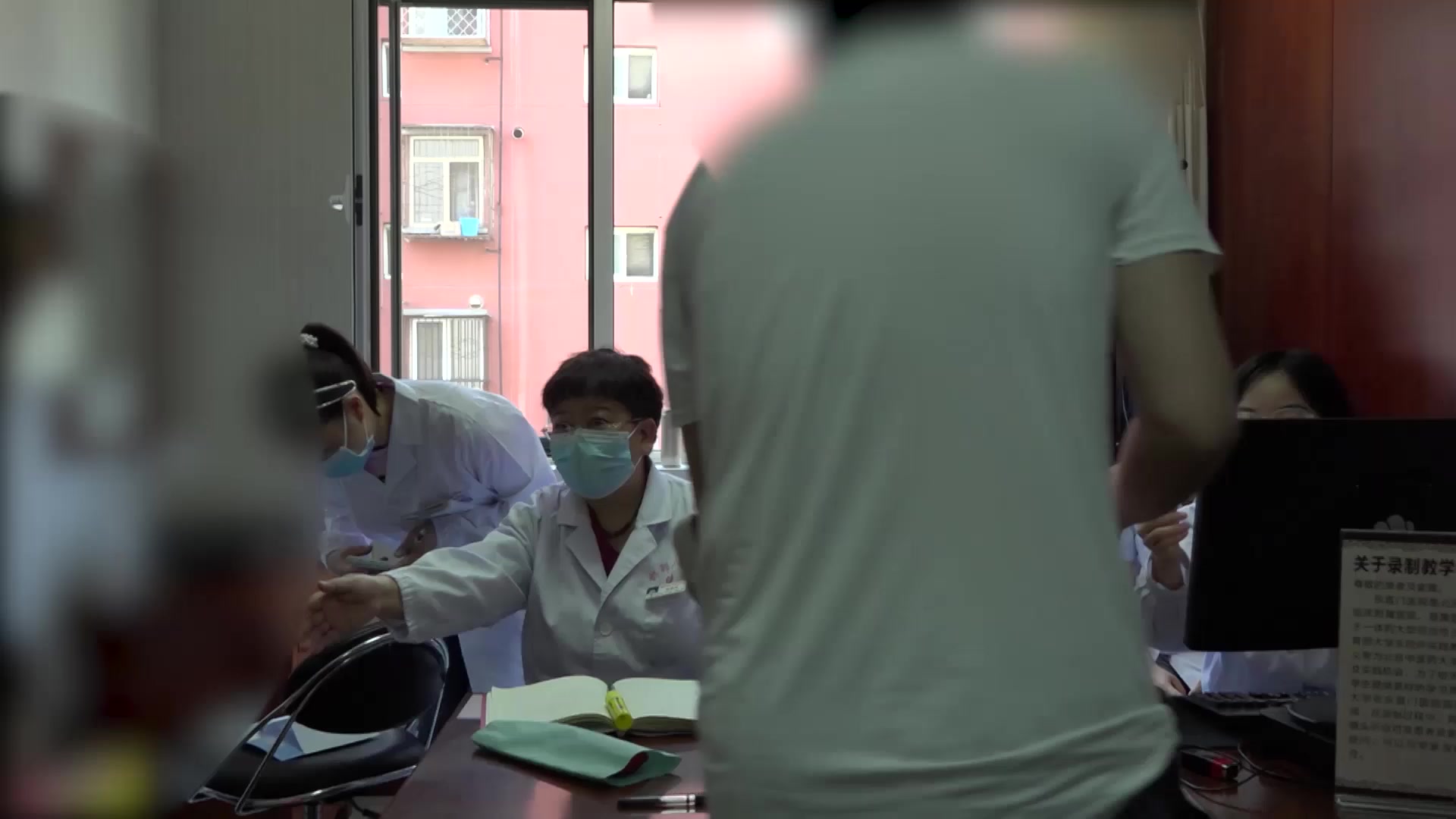 痰热瘀结肺窍失宣：5岁男童感冒后鼻塞月余伴腺样体肥大的清热散结法