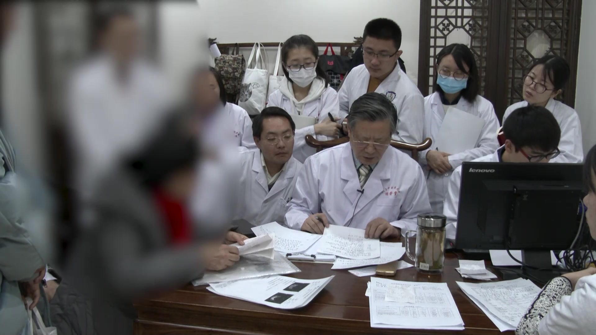 眩晕病：25岁女性高血压糖尿病眩晕伴体位变动加重的健脾升清调摄