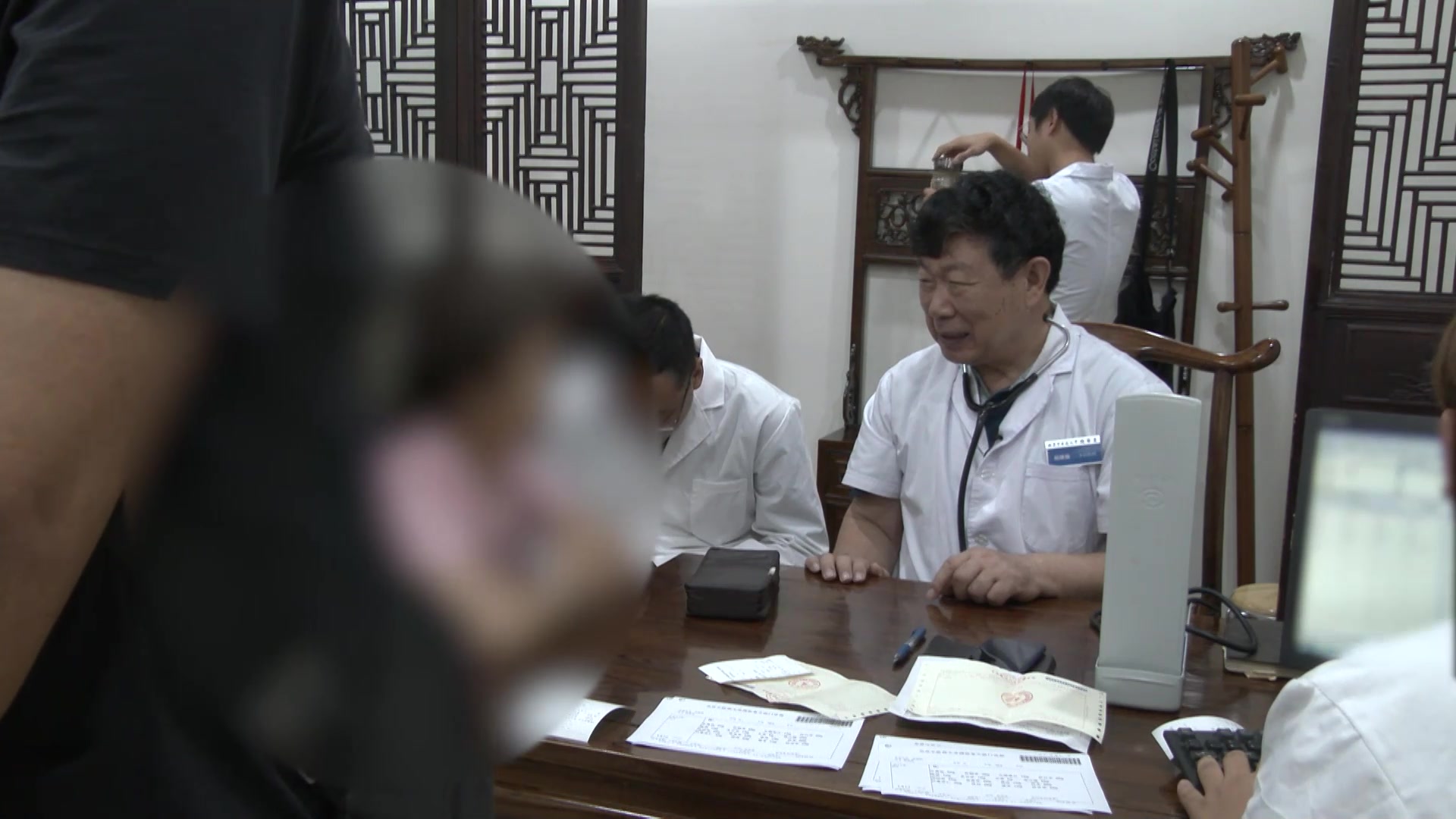 脾胃虚弱癌毒内蕴：62岁女性胃脘痛病肠化生的扶正解毒法