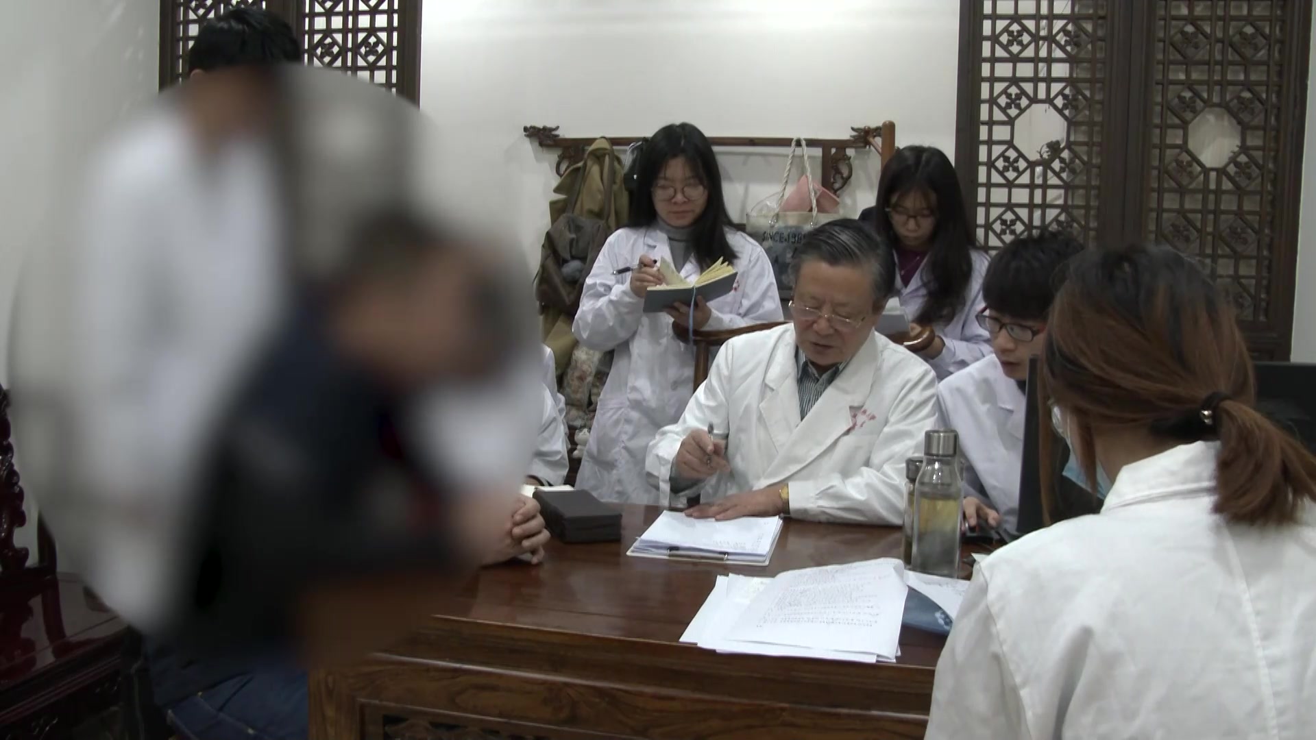肾阳不足：29岁男性勃起功能障碍伴前列腺炎的温肾壮阳法治疗