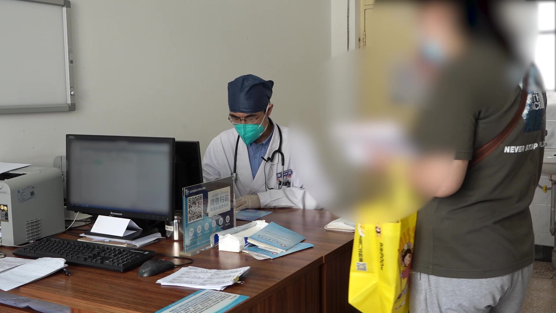 上热下寒证：76岁老人阵发性房颤胸闷气短的温下清上法