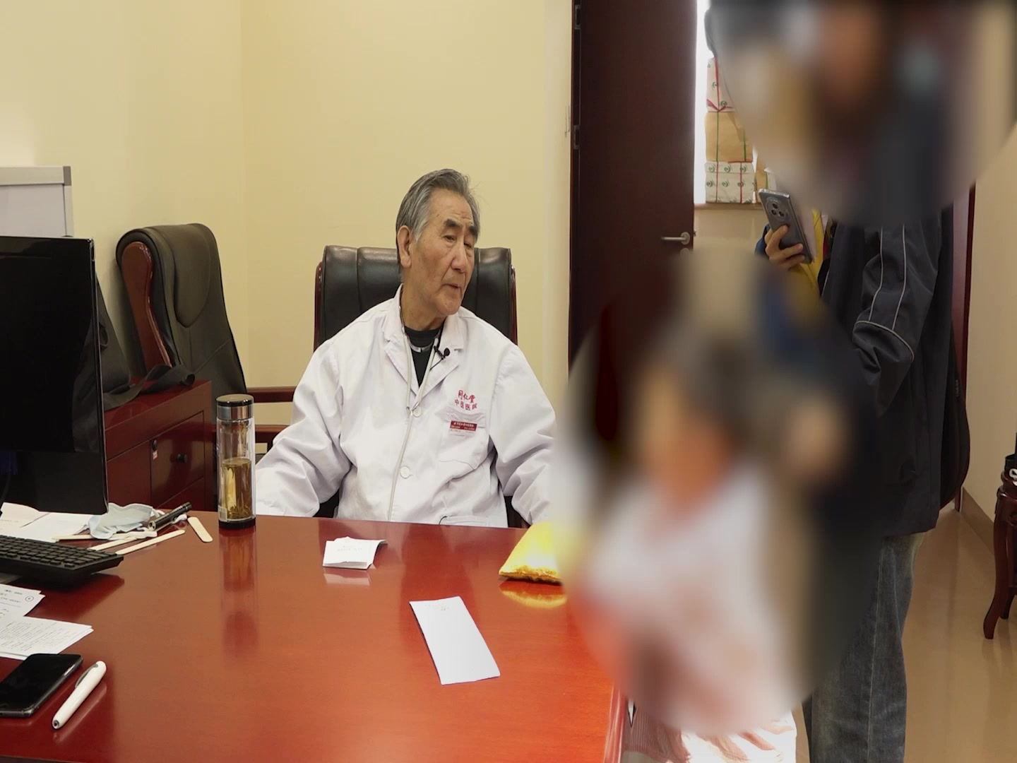 肺热鼻鼽：5岁过敏儿外出诱发鼻塞喷嚏的宣肺通窍法
