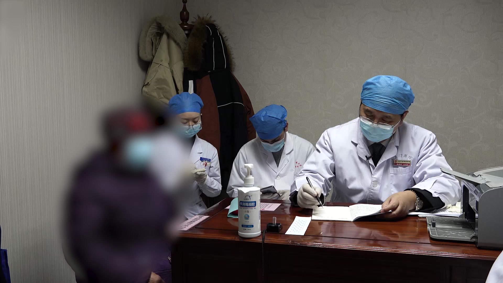 脾虚气滞：73岁女冠心病患者腹胀卧甚的润肠理气调治