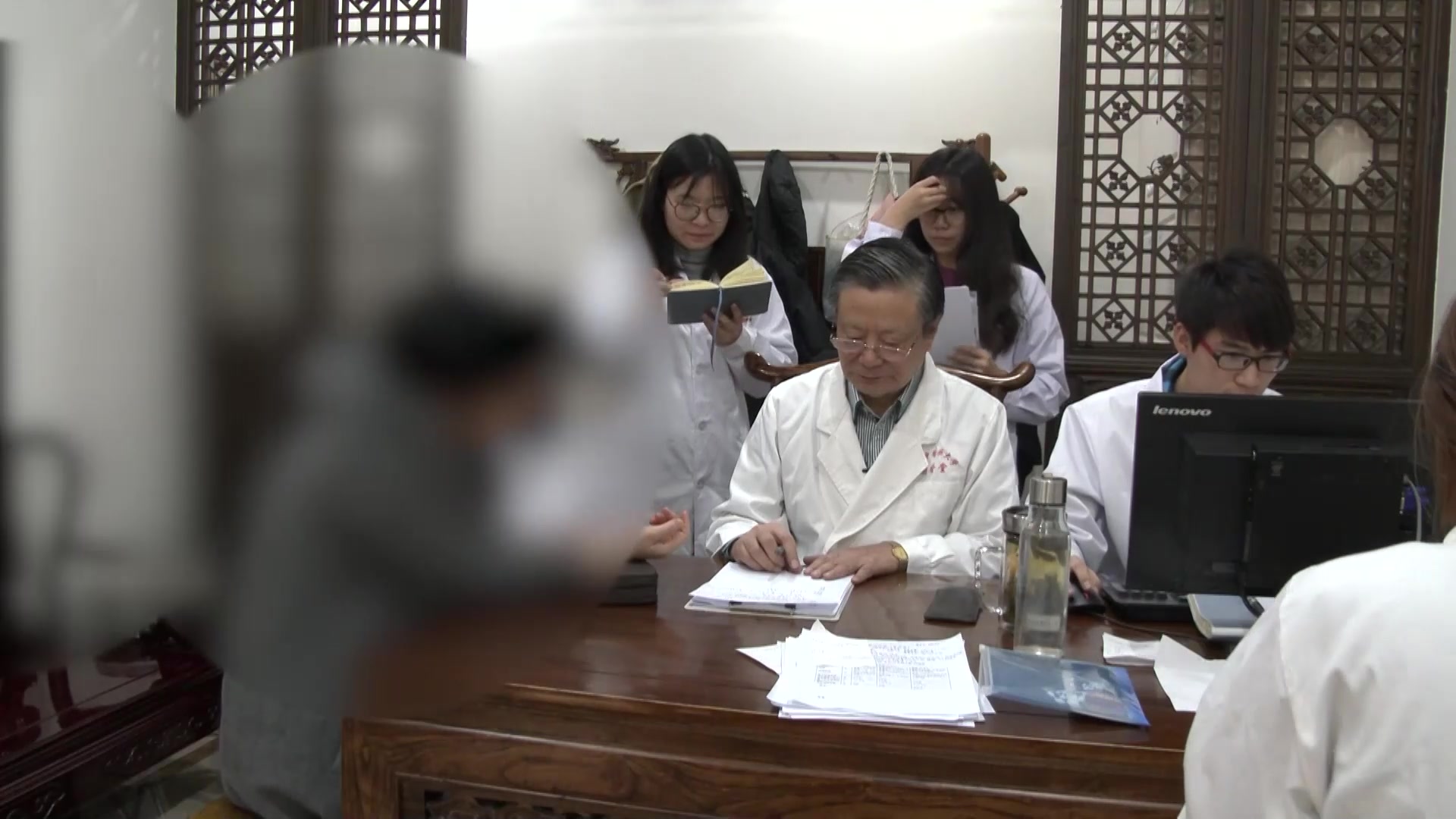 肝郁气滞：42岁女性长期疲劳的逍遥散疏肝解郁法