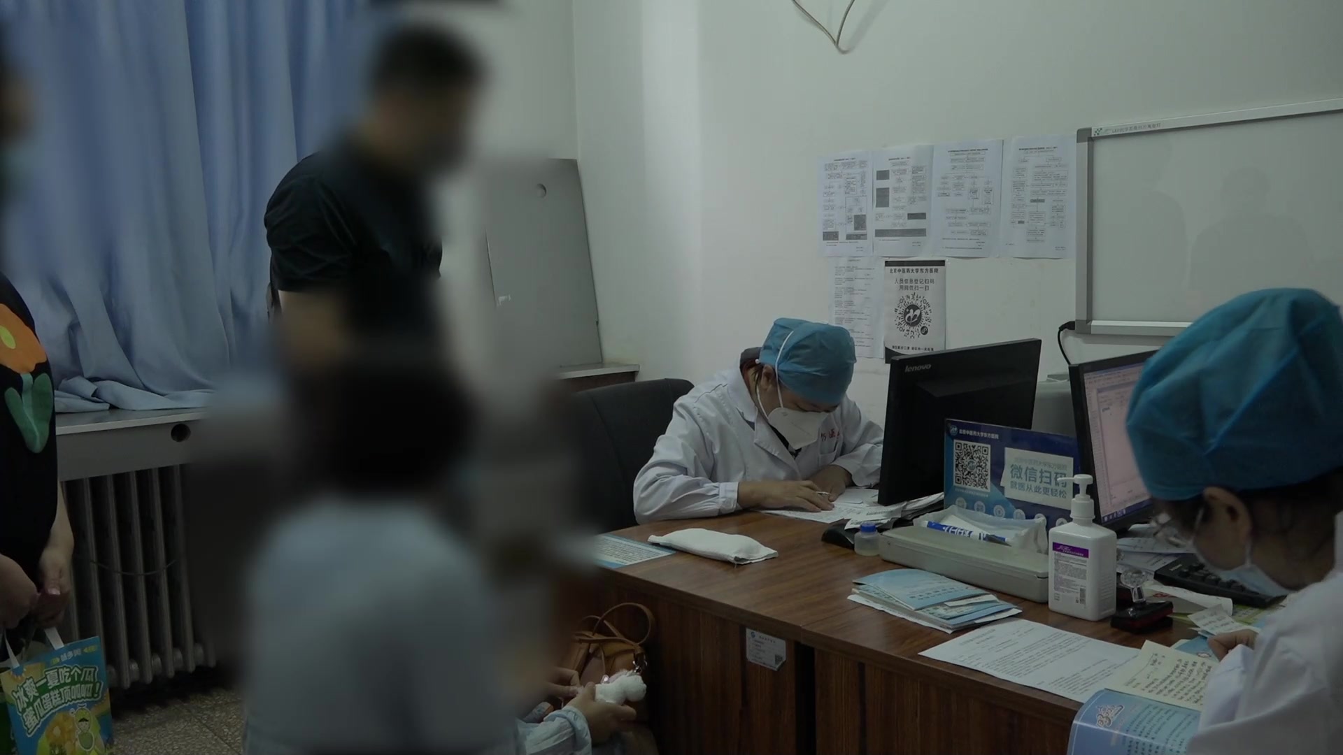 阴虚内热扰神：14岁脱髓鞘恢复期情绪障碍的滋阴清热法