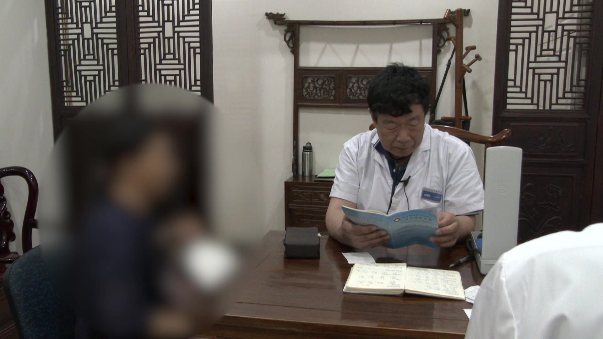 阴虚肺燥：55岁女性燥咳1年余的滋阴润肺法