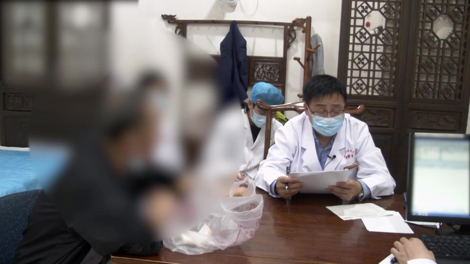 气阴两虚水湿内停：51岁糖尿病尿蛋白下肢肿的利水消肿法