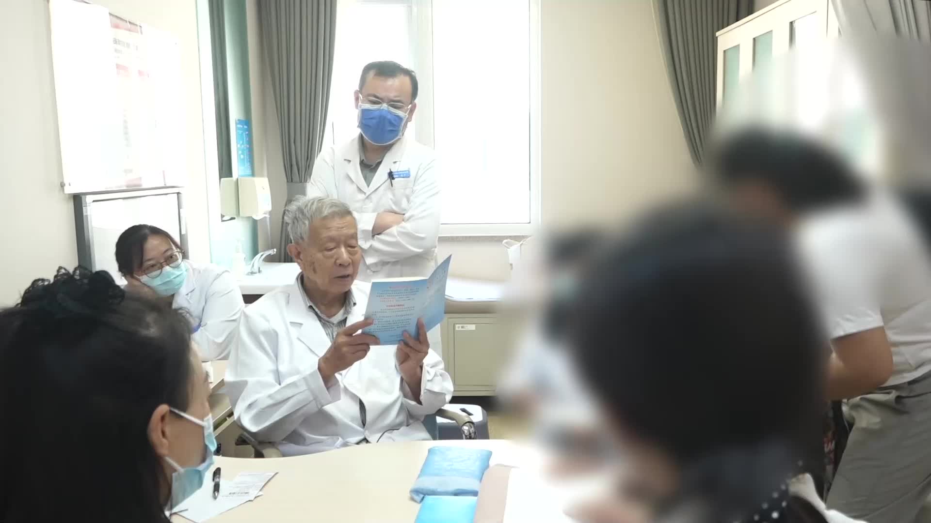 冲任失调气滞血瘀：64岁女性劳力性胸痛的二仙汤合瓜蒌薤白剂化裁