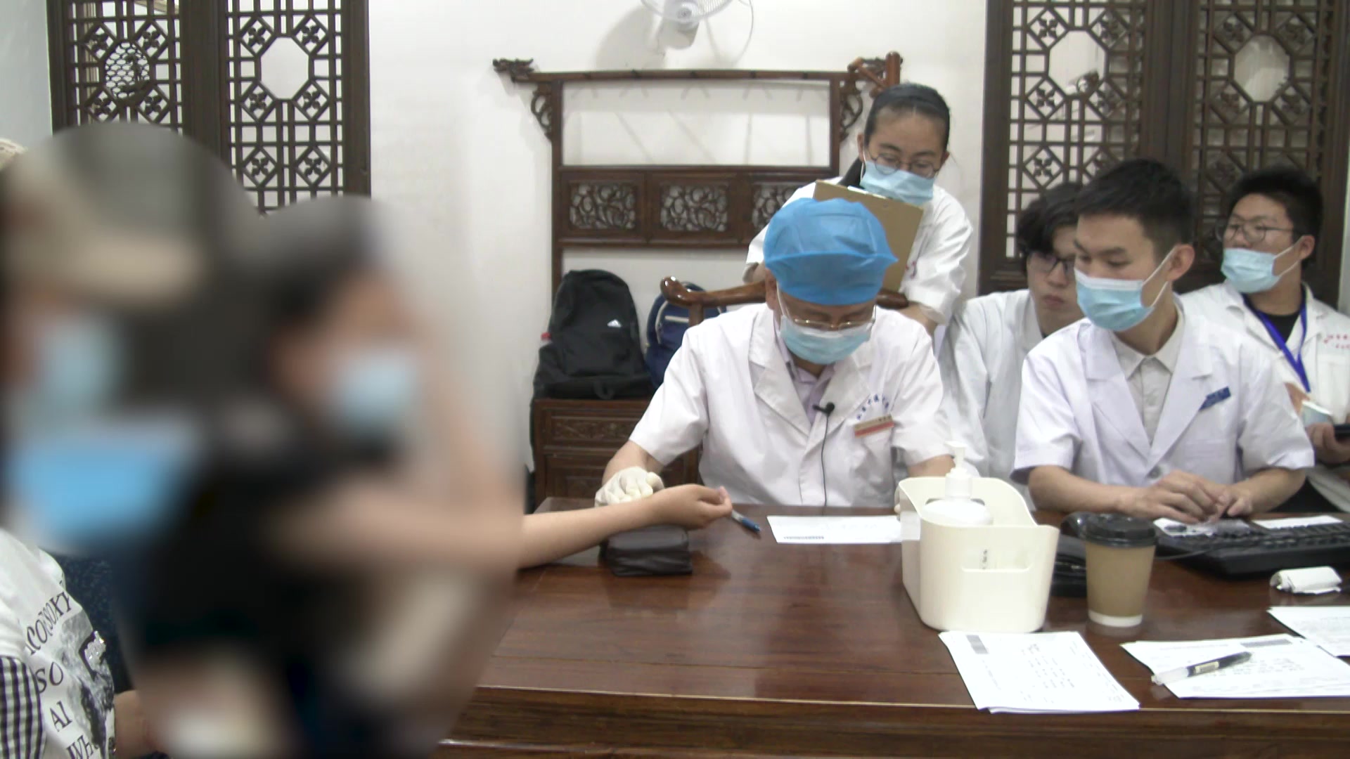 痰热内扰肝郁脾虚：23岁女性郁病噩梦乏力之清热化痰疏肝法