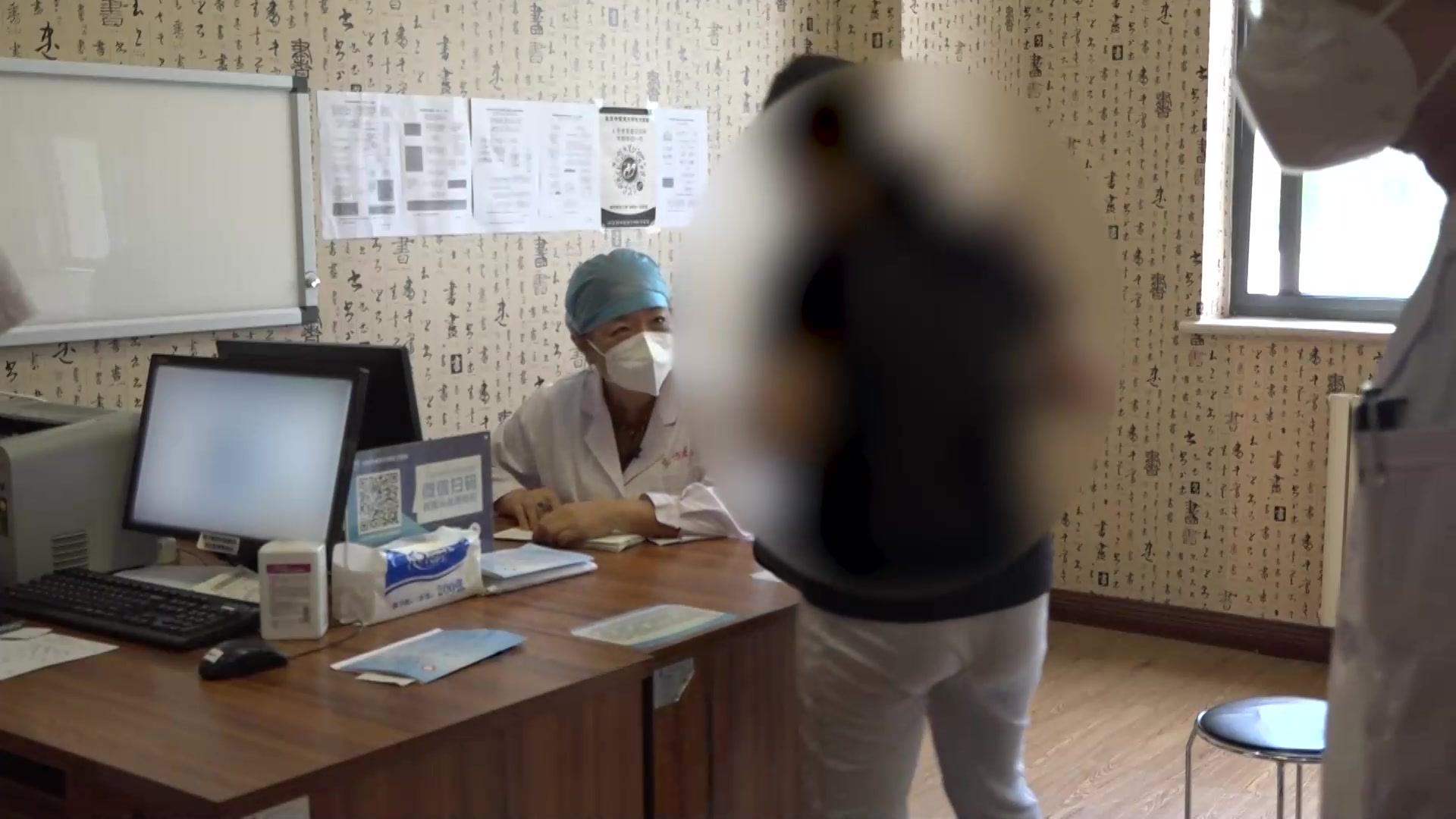 肝郁痰扰心神不宁：20岁女性双相情感障碍稳定期的中药颗粒巩固与心理调护