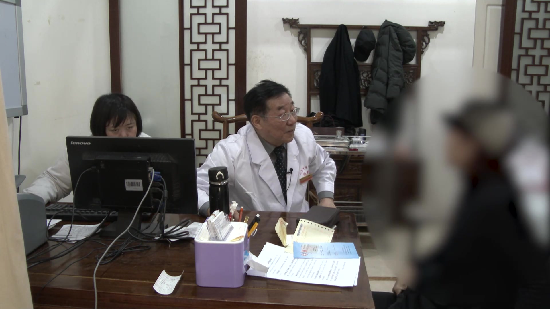 肝火夹痰上扰清窍：51岁女性突发耳聋后耳堵的清肝通窍法