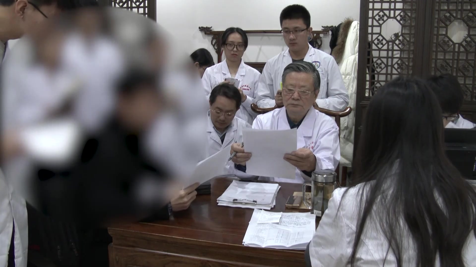 湿热下注：29岁男性尿频、小腹痛、尿等待的清热利湿复诊