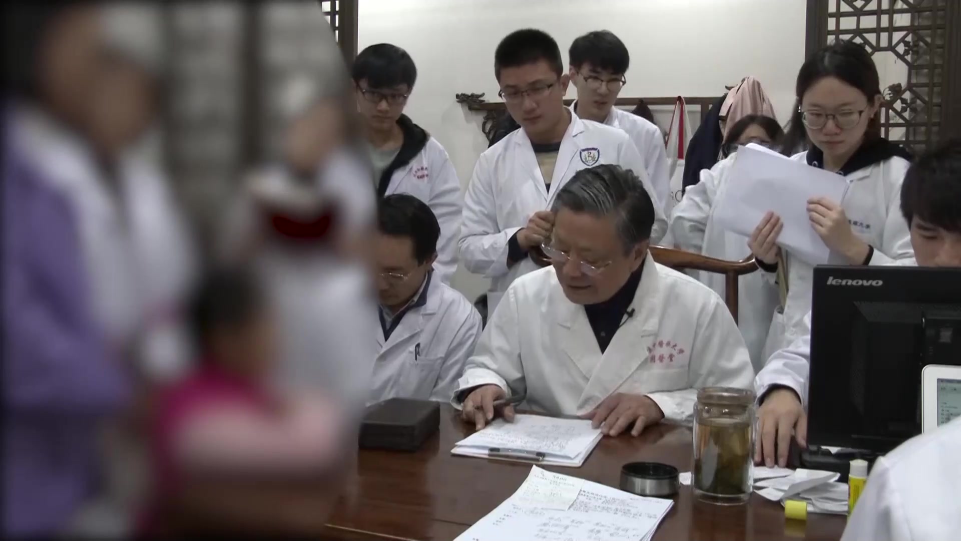 肺气虚寒卫外不固：7岁女童过敏性鼻炎受凉易发的益气温肺法