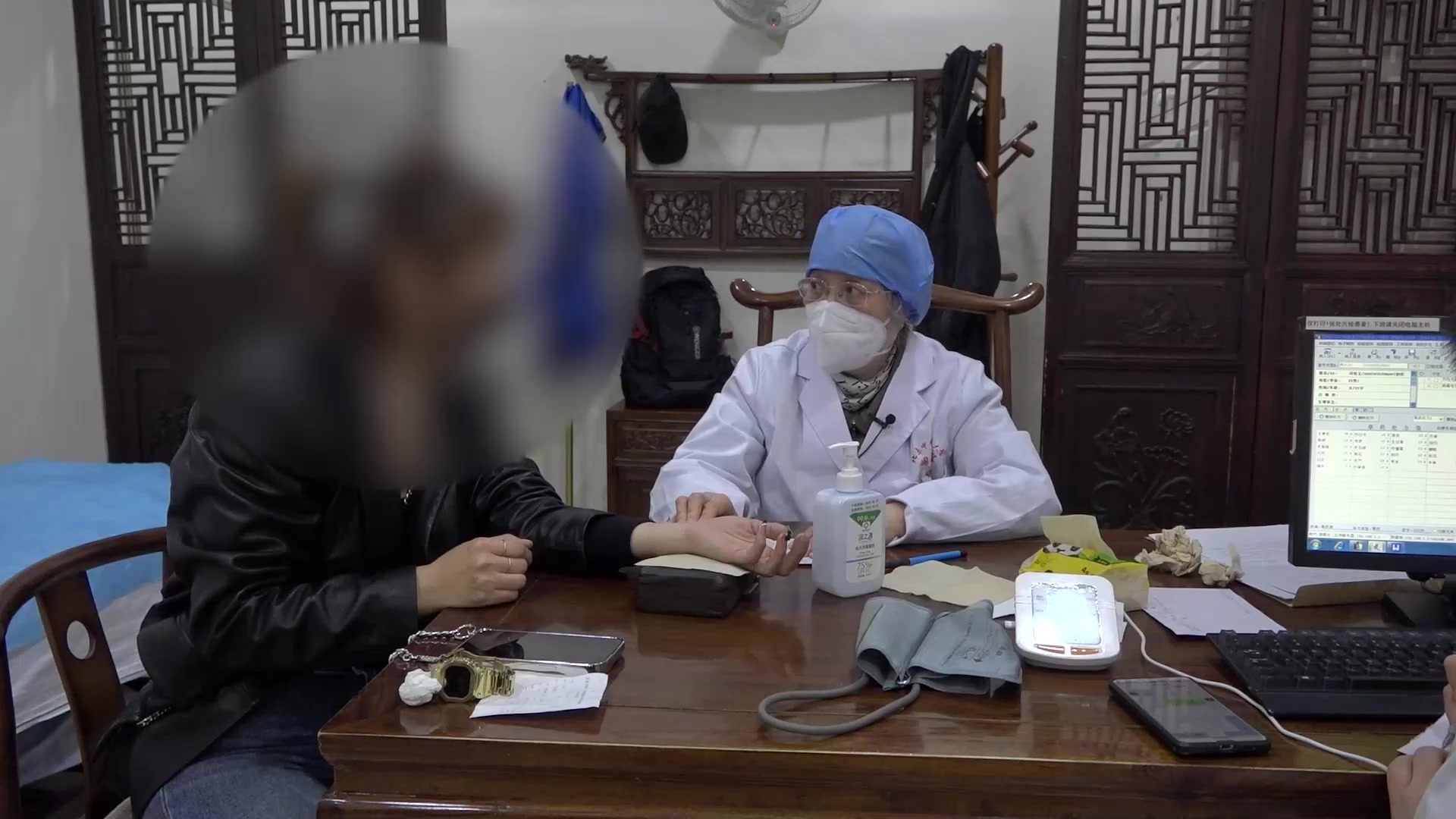 肝郁气滞脾胃不和：41岁女性顽固失眠伴心悸的疏肝和胃安神治疗