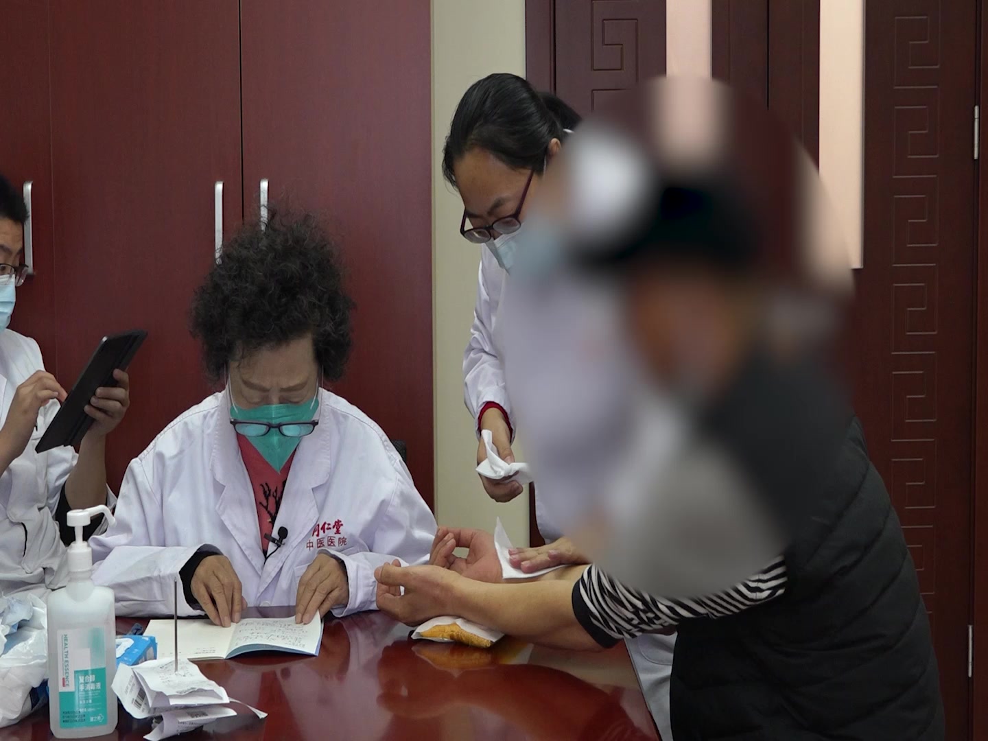 肝脾湿热肾阴亏虚：59岁糖尿病便秘患者复诊的清湿热补肾法