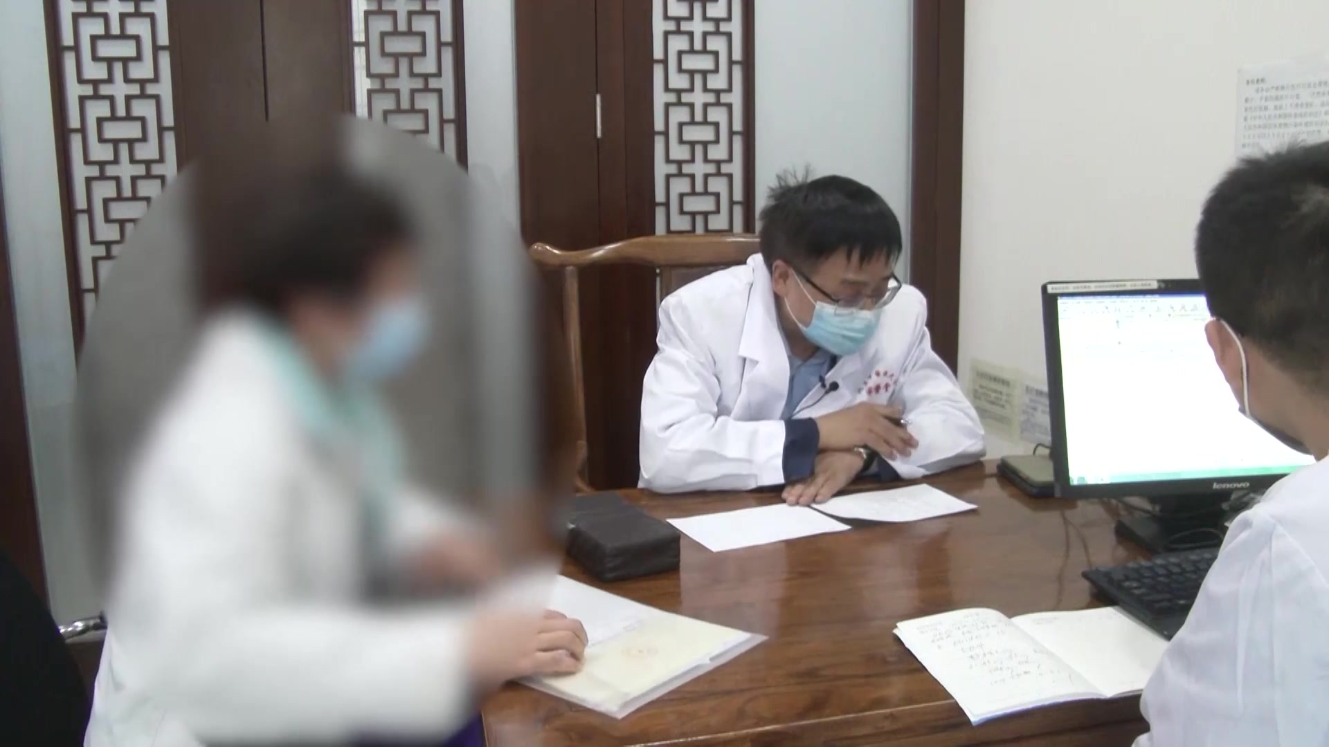 肝郁化火扰心：43岁女性桥本氏病心悸汗出随诊守方
