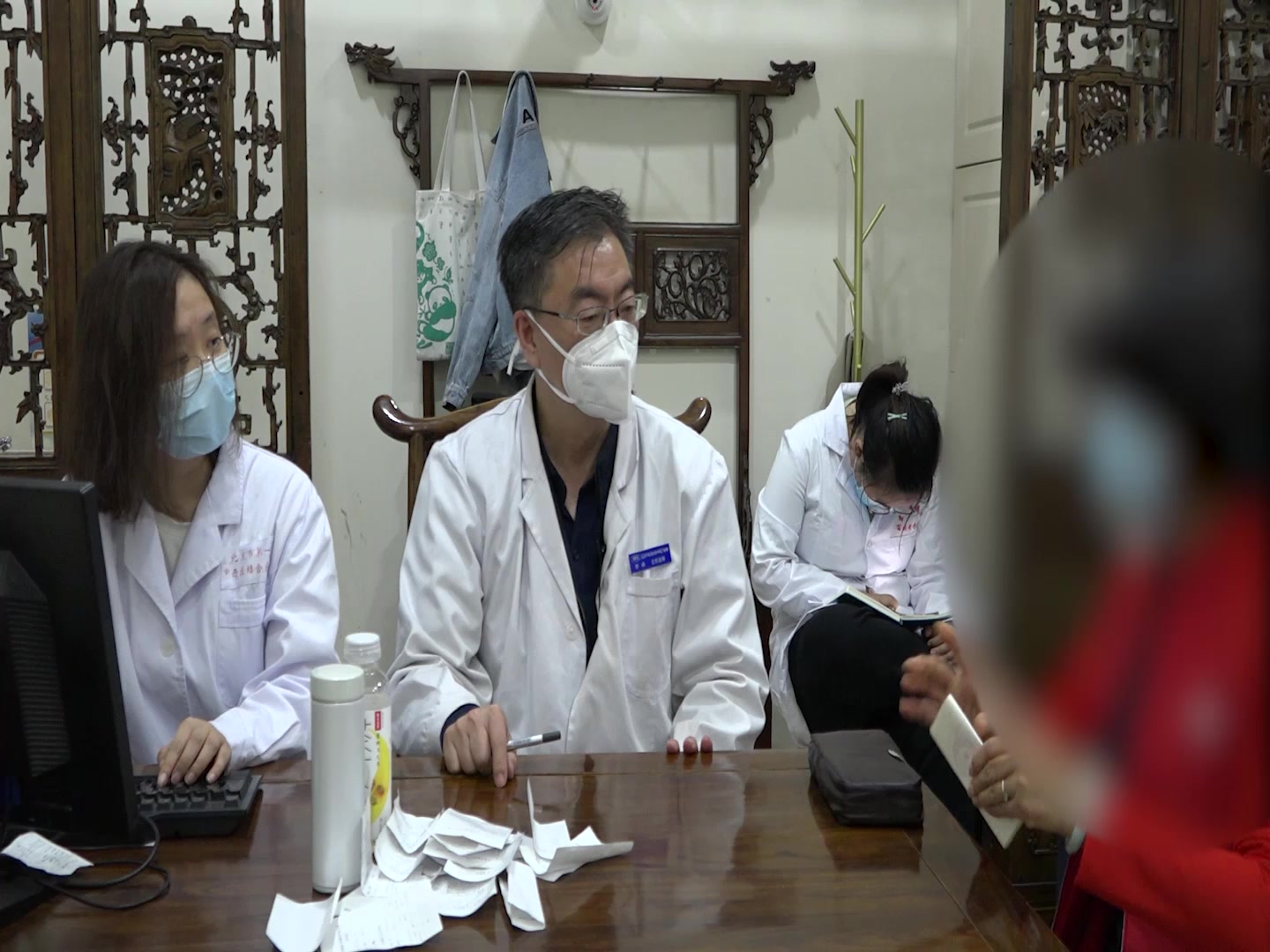 痰热扰心心血瘀阻：44岁女性失眠5年余的温胆汤加减调治