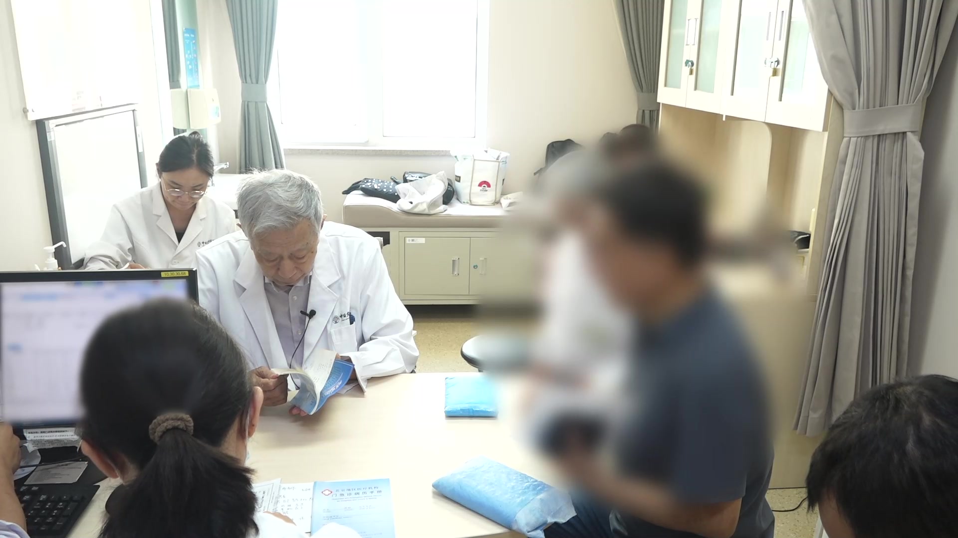 阳虚外感寒湿：59岁男性过敏性鼻炎加重的代茶饮调治