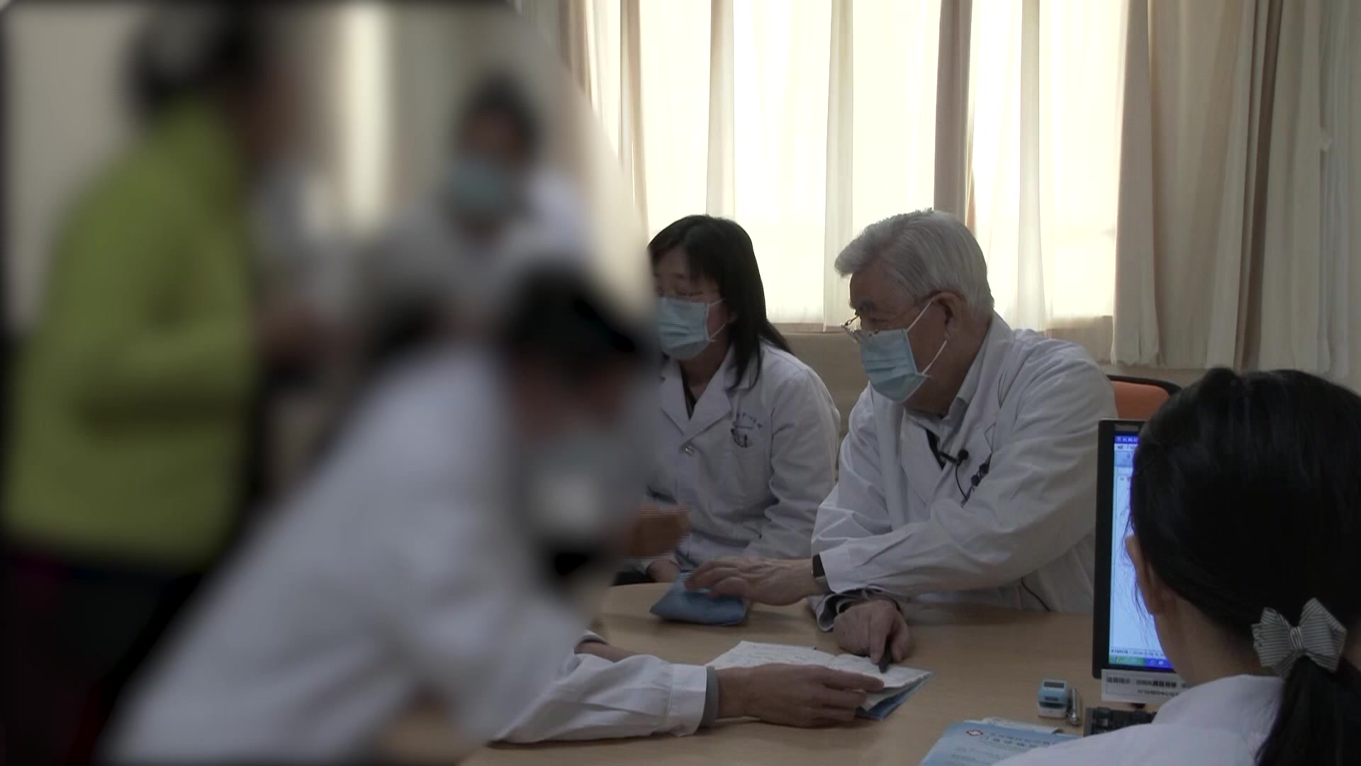 气阴两虚气机不畅：83岁肺腺癌术后咳嗽憋气的扶正化痰平喘法