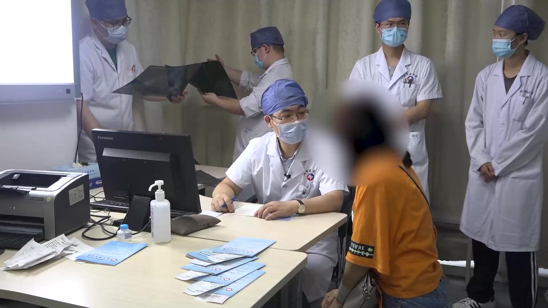 气滞血瘀证：31岁女性双侧股骨头坏死9年复查影像稳定功能良好