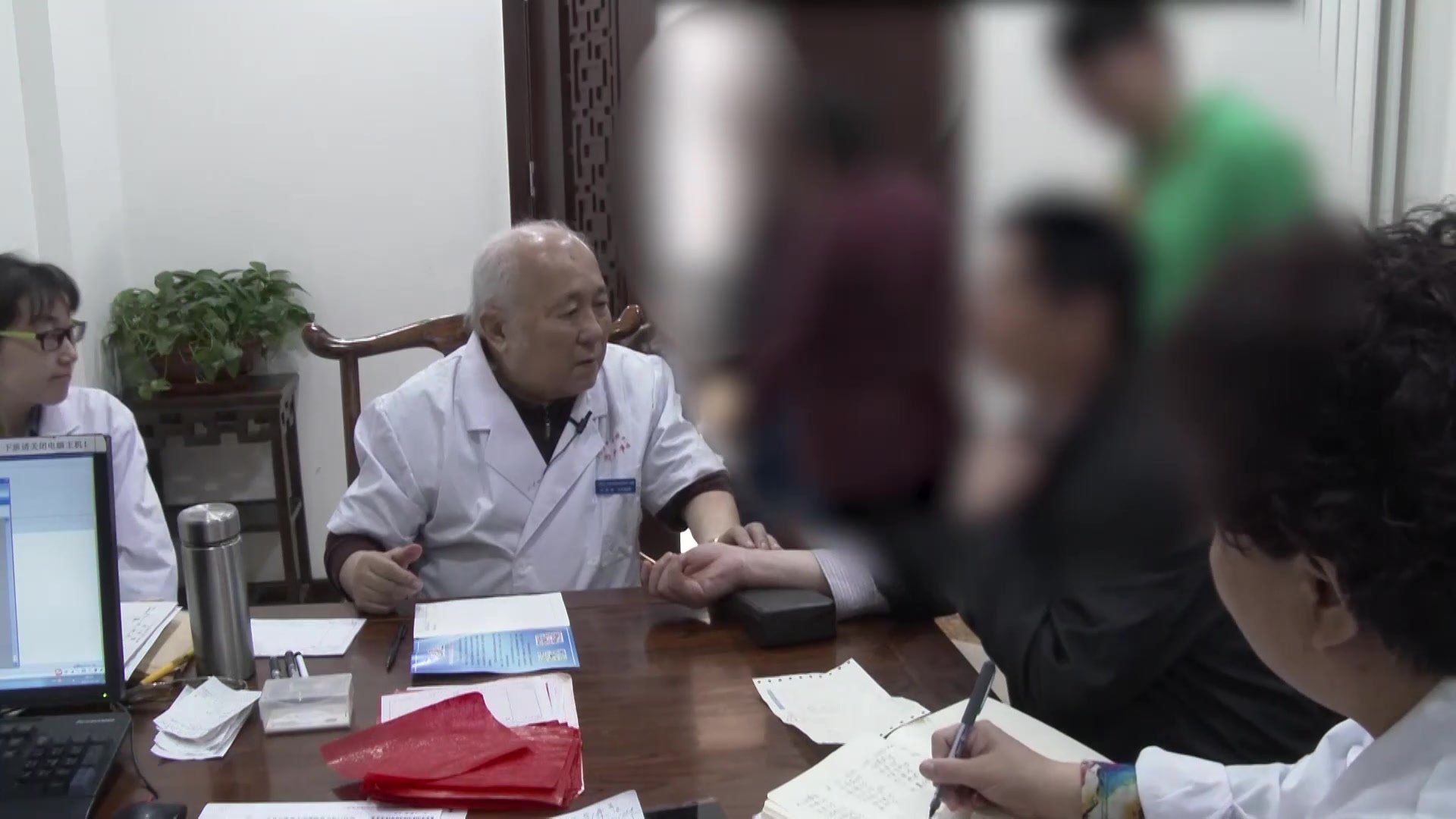 阴虚痰凝胃气上逆：66岁男性颈痛咽异物感的养阴化痰降逆法