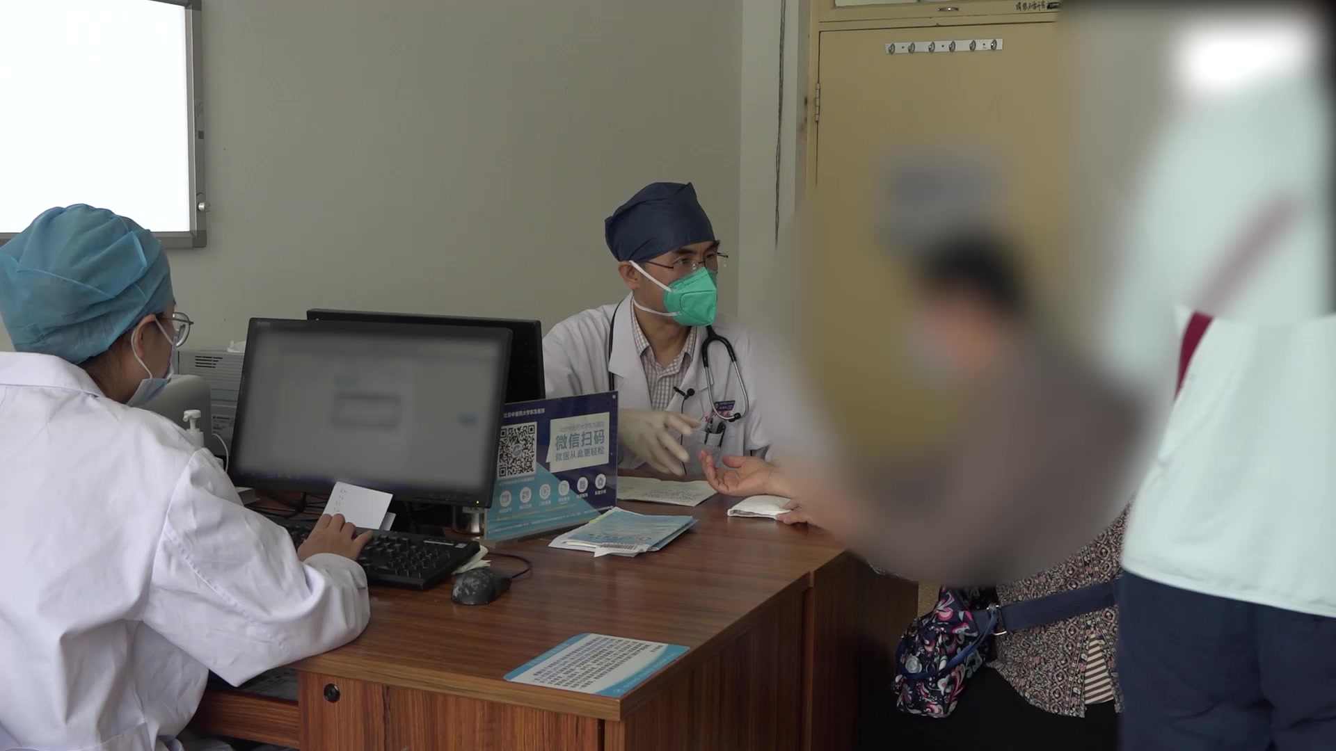 痰湿阻滞证：77岁心悸患者突发眩晕纳差的健脾化痰法