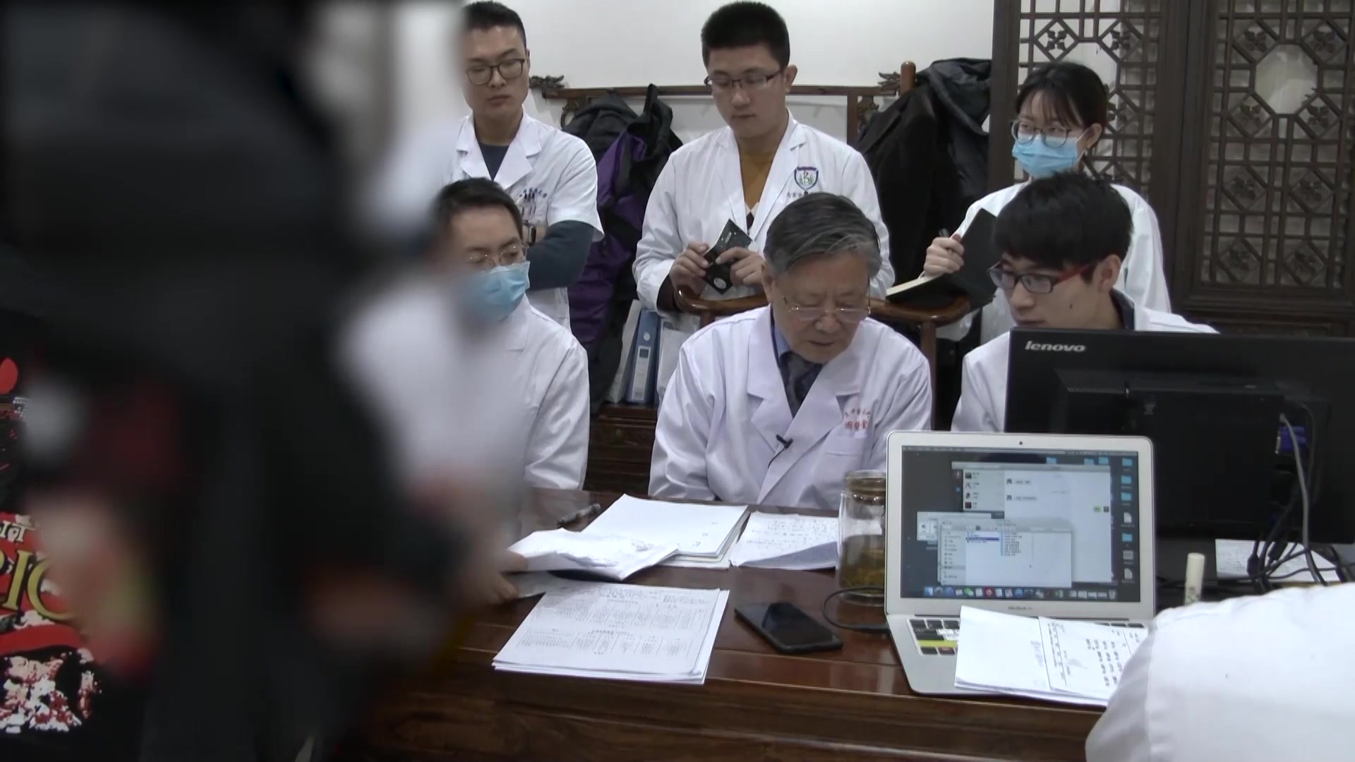 脾气虚弱：5岁男童血小板减少症膝盖瘀青反复的益气摄血中药巩固