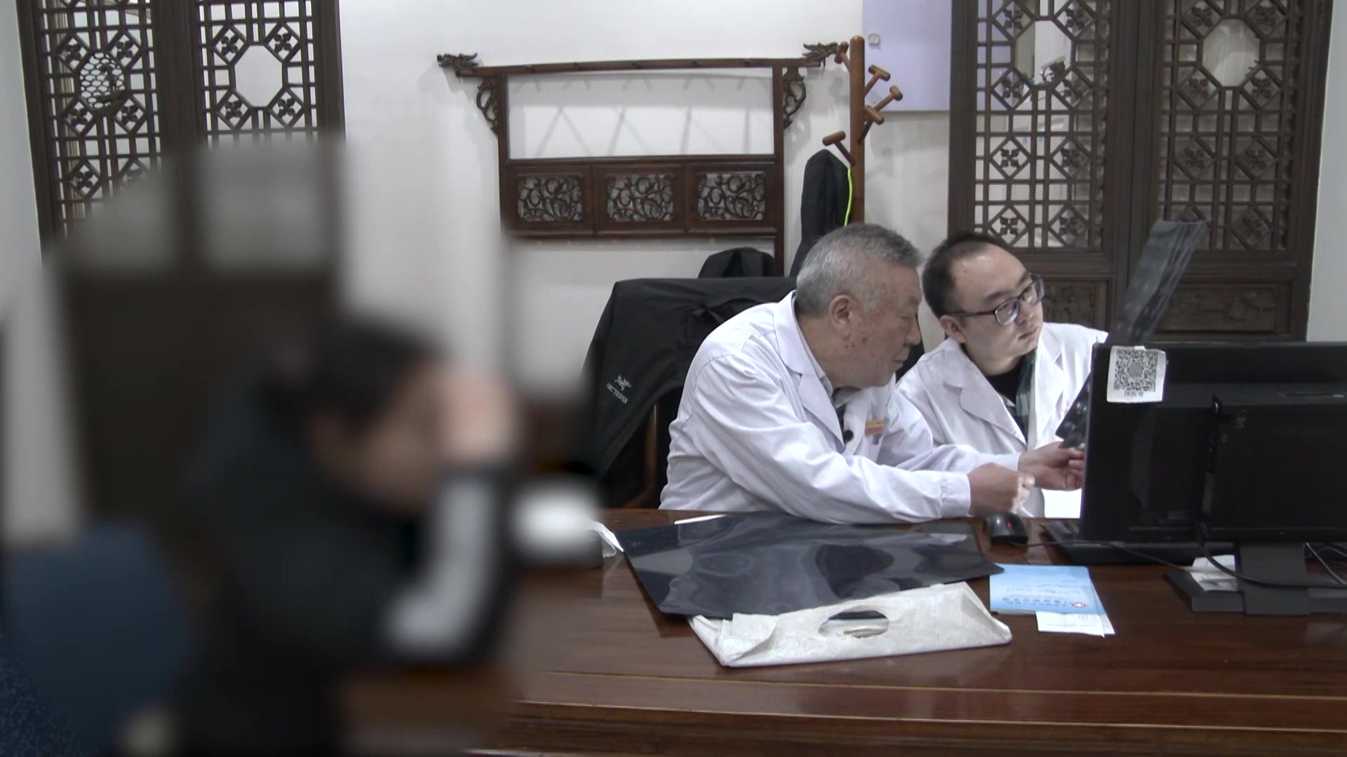 癌毒瘀结腑气不通：65岁膀胱癌肝转移患者大小便困难的通腑调理法