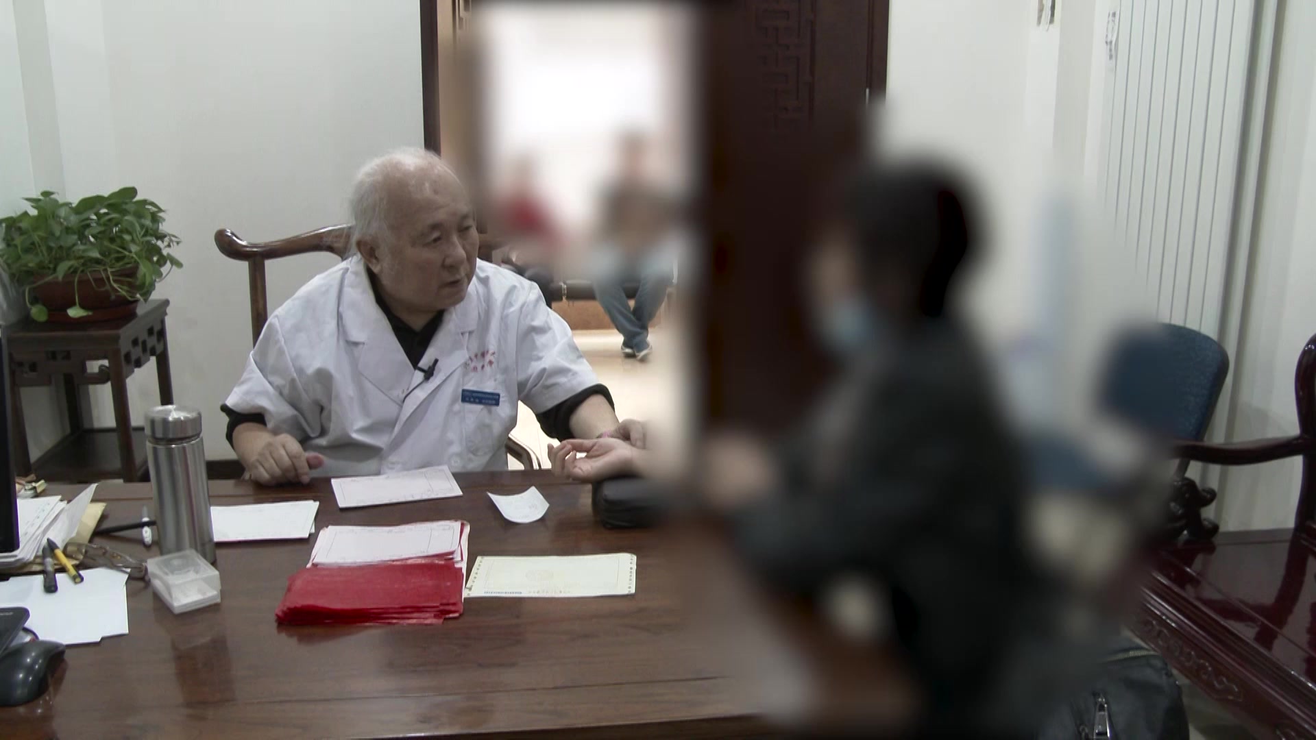 阳虚寒盛脾虚气弱：41岁女性十余年畏寒无汗的温阳益气法