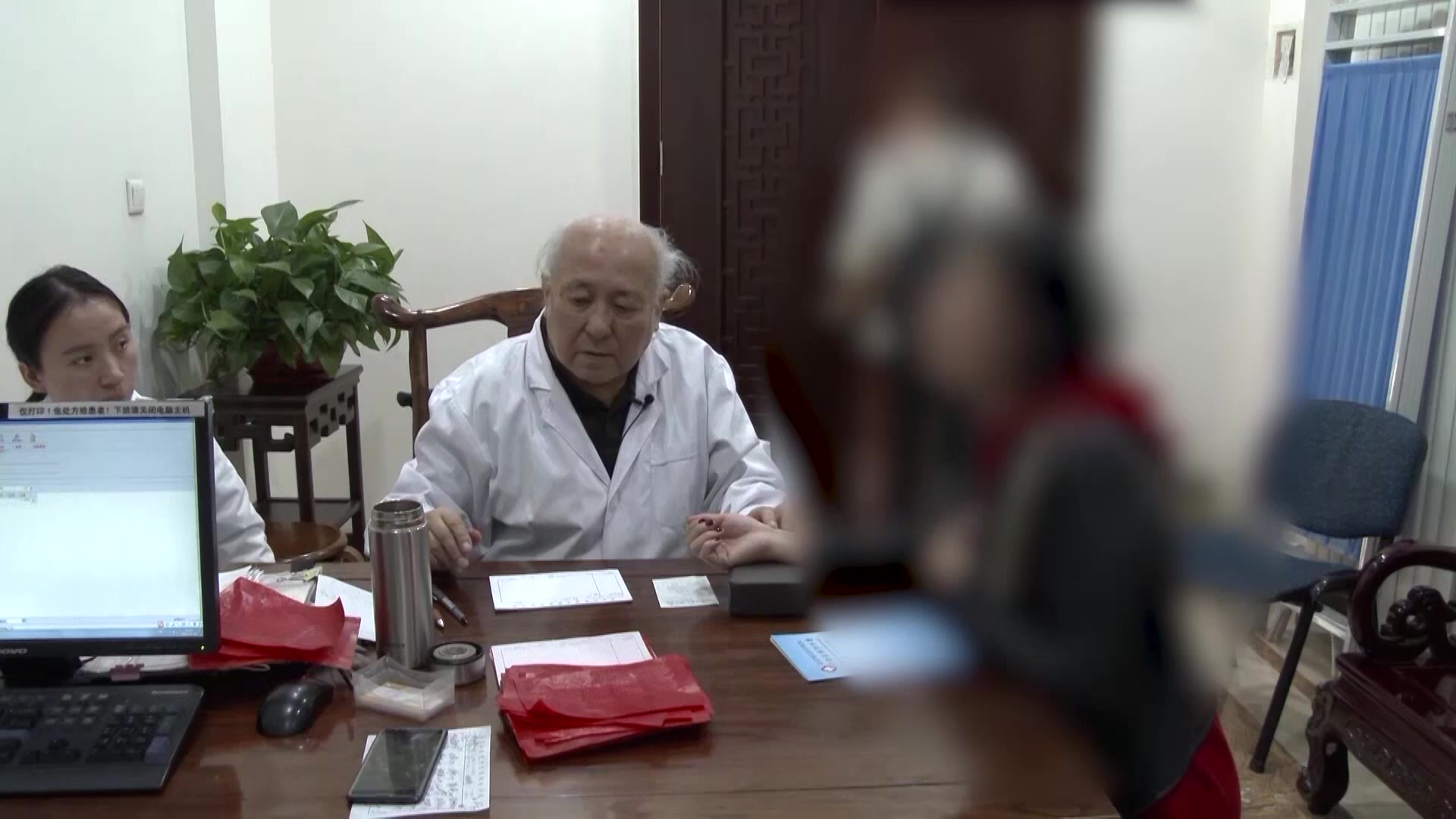 肾虚湿热冲任失调：35岁产后大出血月经量少脱发的补肾清利活血法
