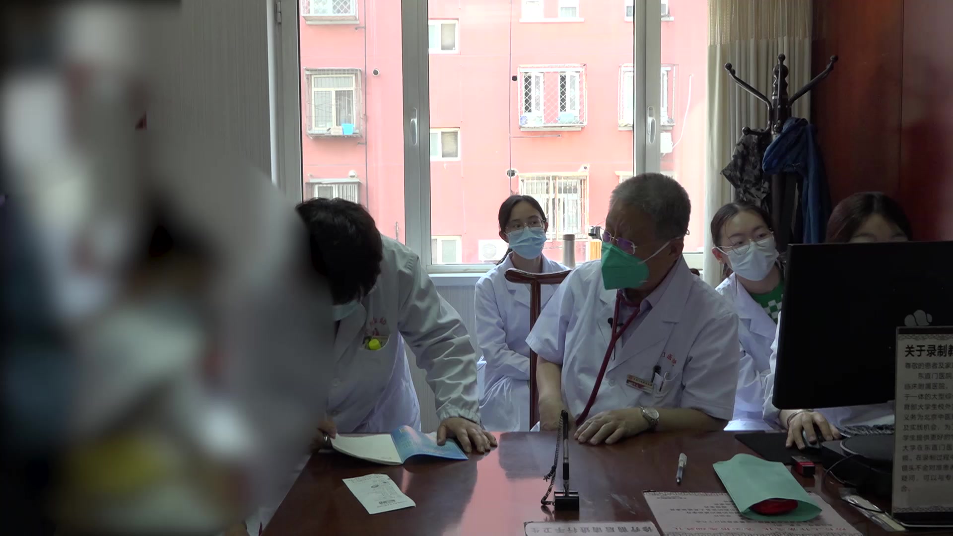脾胃积热扰心：2岁女童反复呼吸道感染伴夜卧不宁的清热安神法