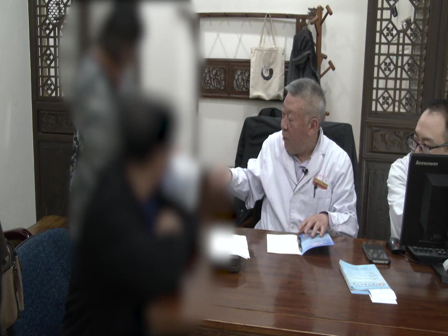 肺脾气虚痰湿内阻：61岁肺癌射波刀后气短白痰的扶正化痰法