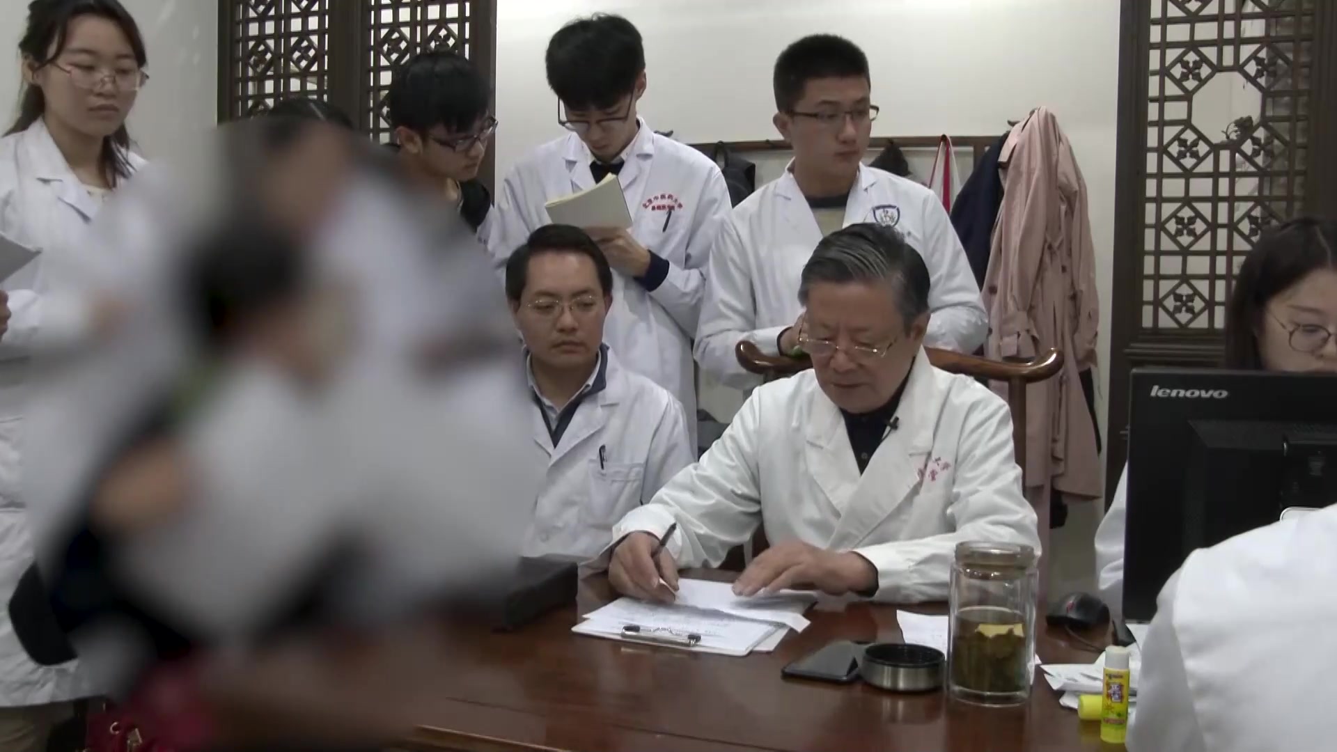 气阴两虚余毒未清：49岁子宫内膜癌放化疗后失眠的益气养阴减毒法