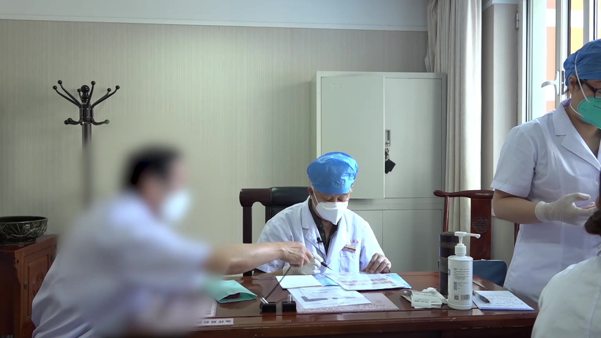 脾胃虚弱瘀血内阻：66岁患者腹胀纳差高血脂的健脾活血法