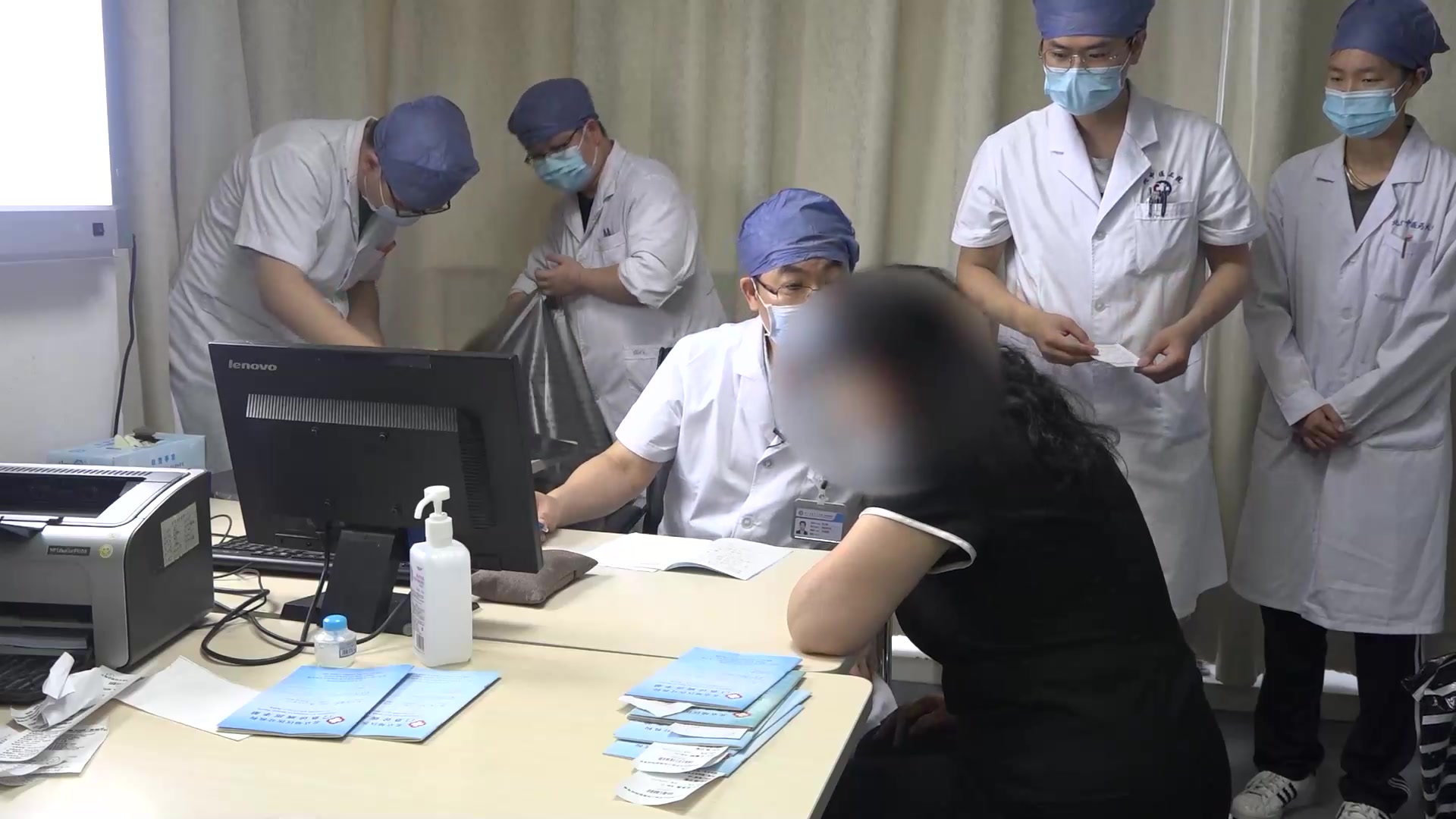 气滞血瘀证：16岁女孩激素性股骨头坏死复查修复良好与康复督导