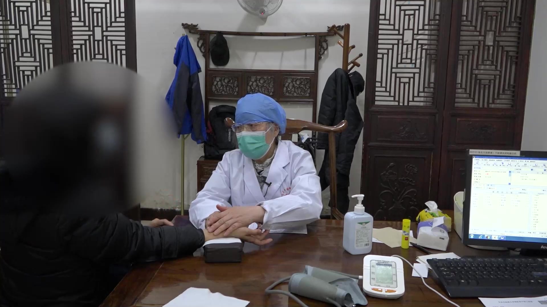 阴虚火旺肾虚肝郁：39岁女性失眠月经量少的补肾清热安神法