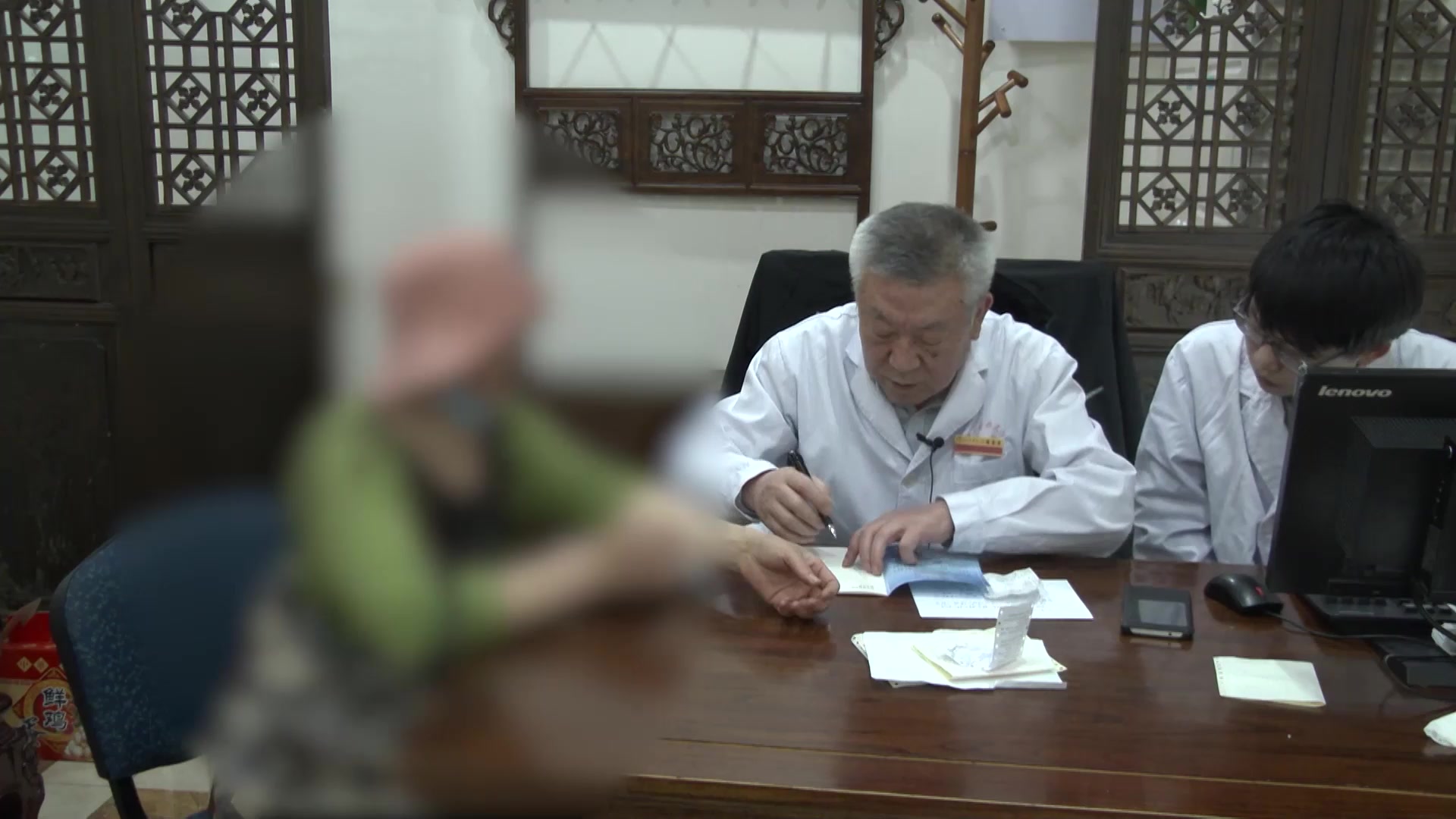 肝气郁结心神不宁：53岁乳腺癌术后高血压伴失眠心慌的理气安神法