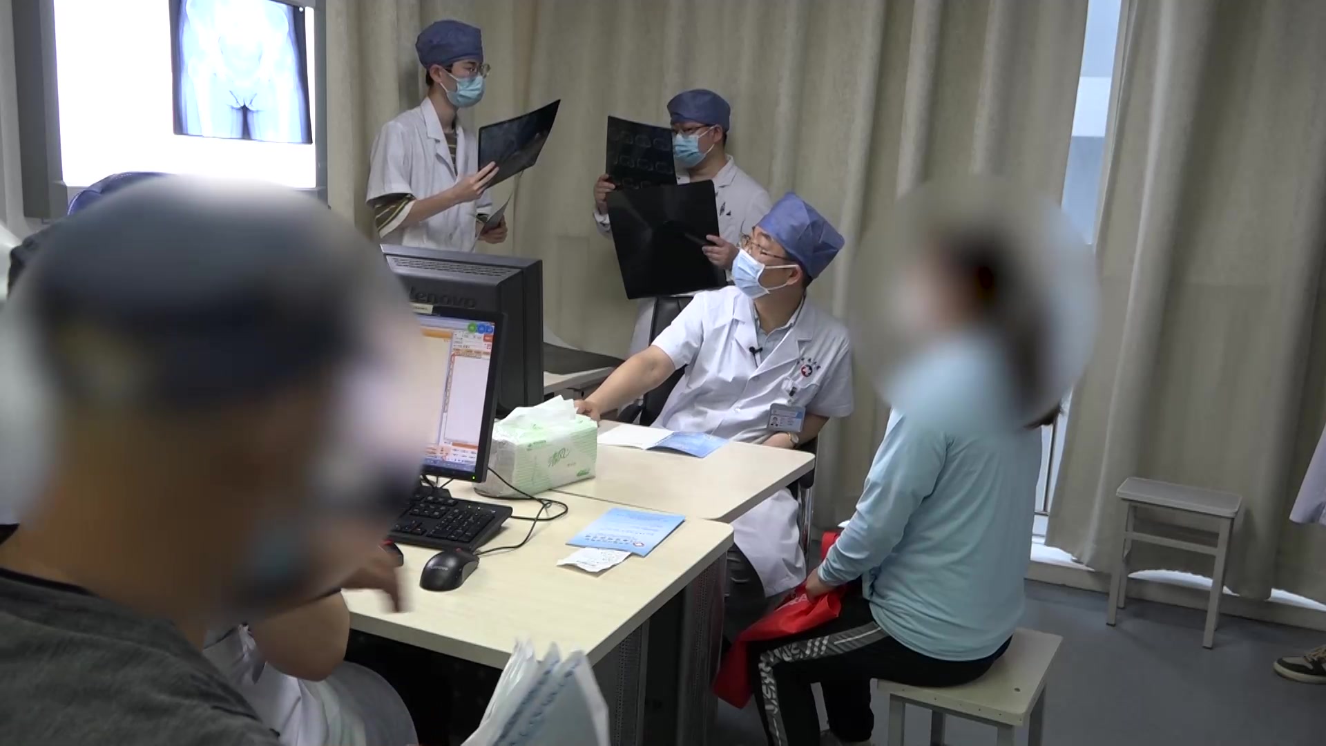 骨蚀（股骨头坏死）：40岁女性右髋疼痛活动受限的中医微创针刀治疗