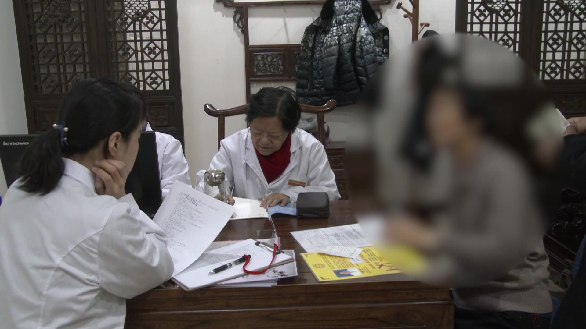 瘀热互结：68岁女性外阴溃痛3年反复难愈的中医辨治